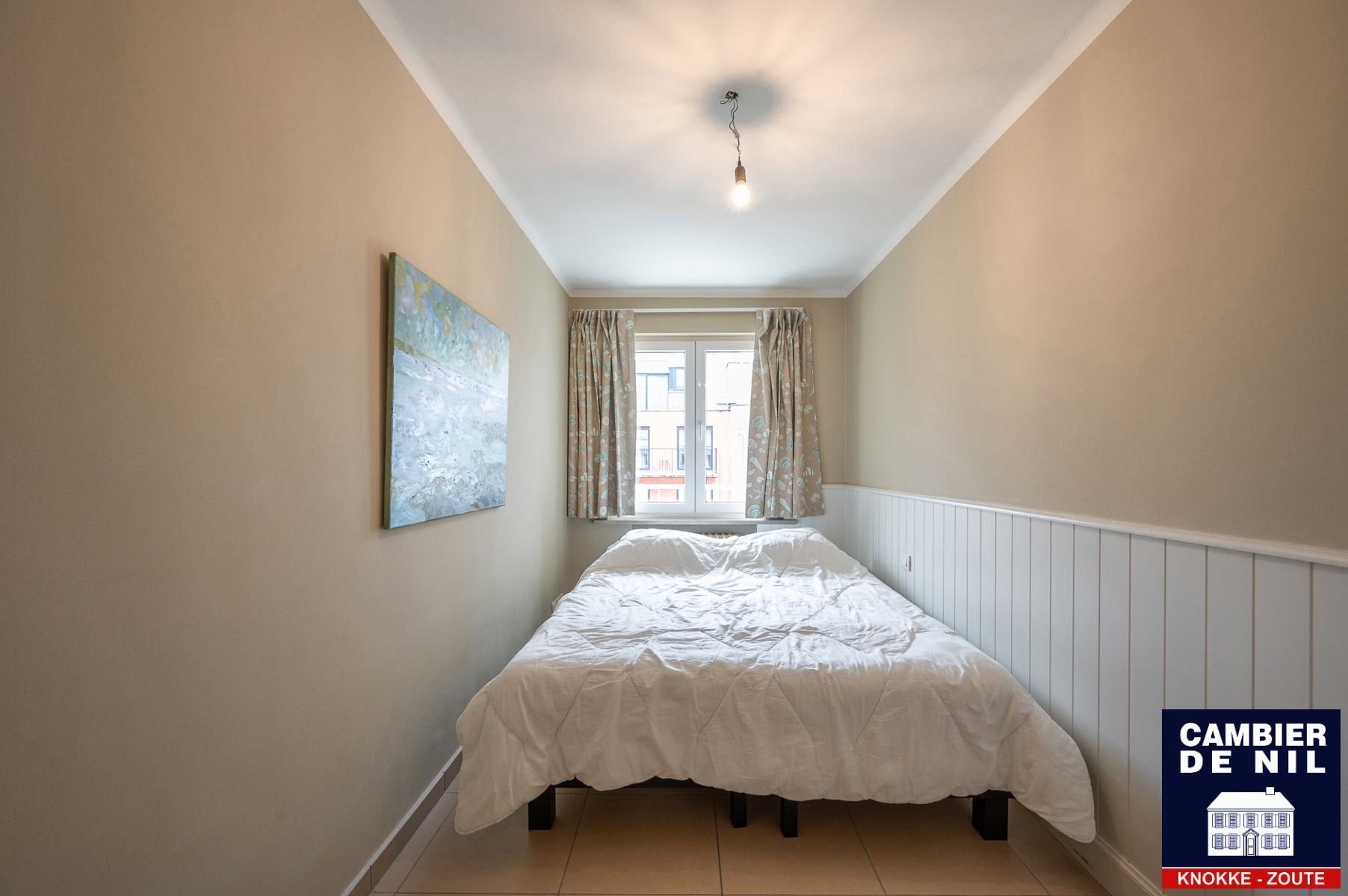 Gemeubeld appartement met frontaal zeezicht foto 13