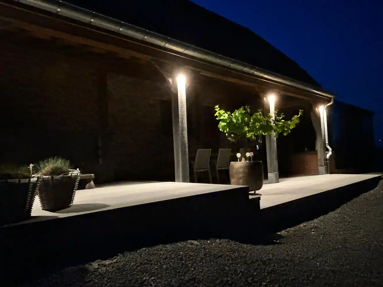 Uiterst rustig gelegen landhuis foto 24