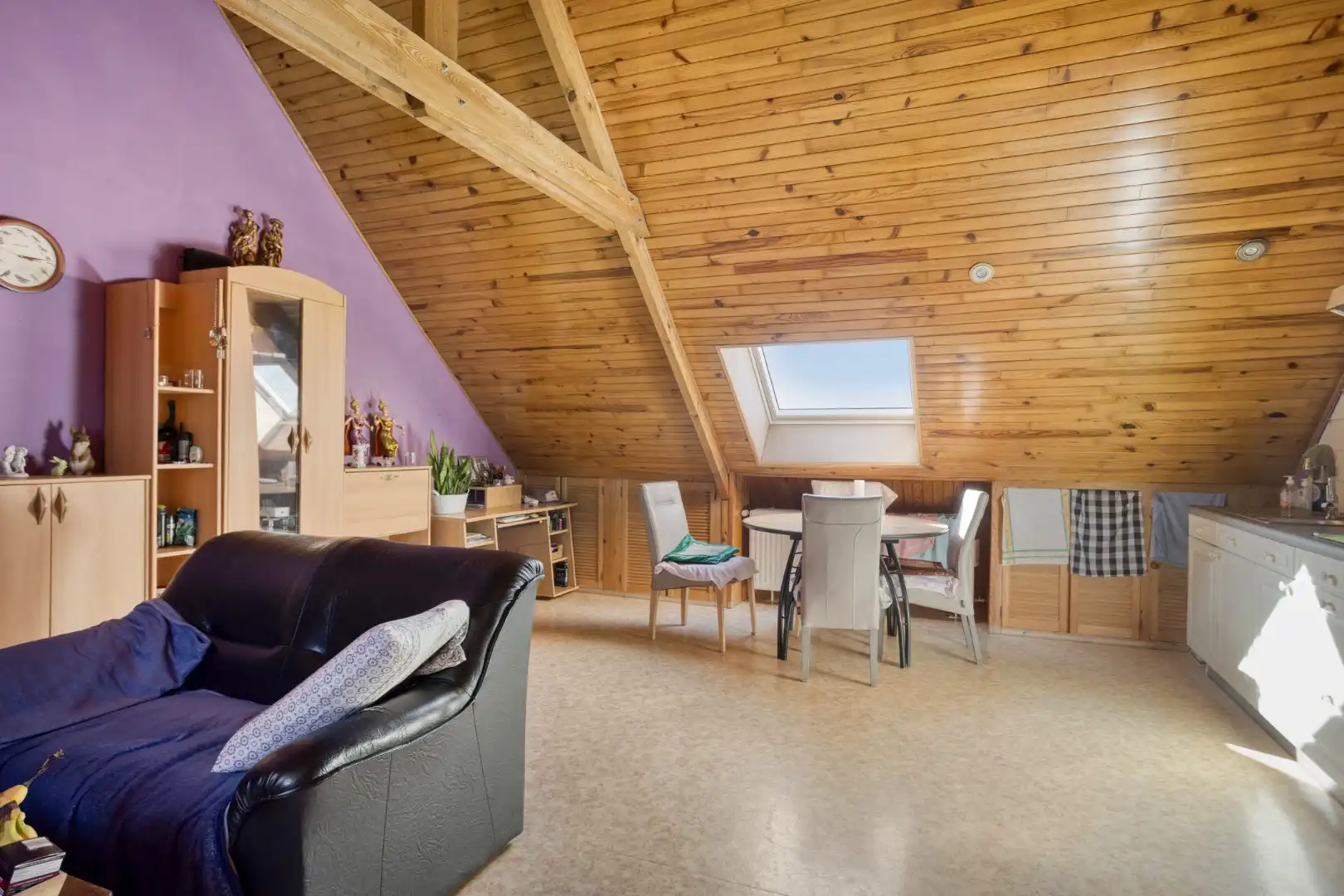 Woning met diepe tuin, garage en vernieuwd geïsoleerd dak, centrum Borgloon foto 21