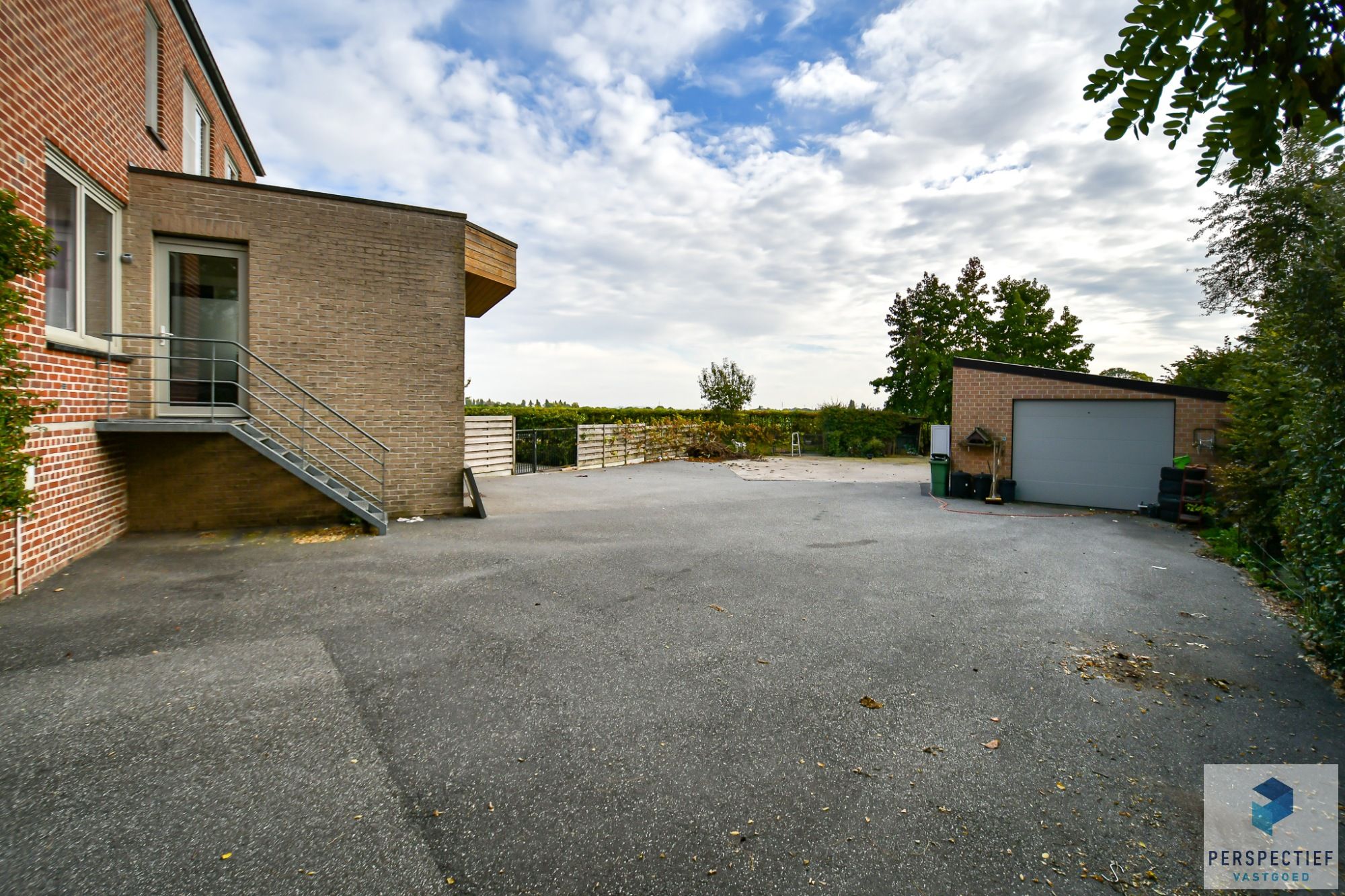 Karaktervolle villa met 5 slpk en atelier op 2291m² te Rollegem foto 31