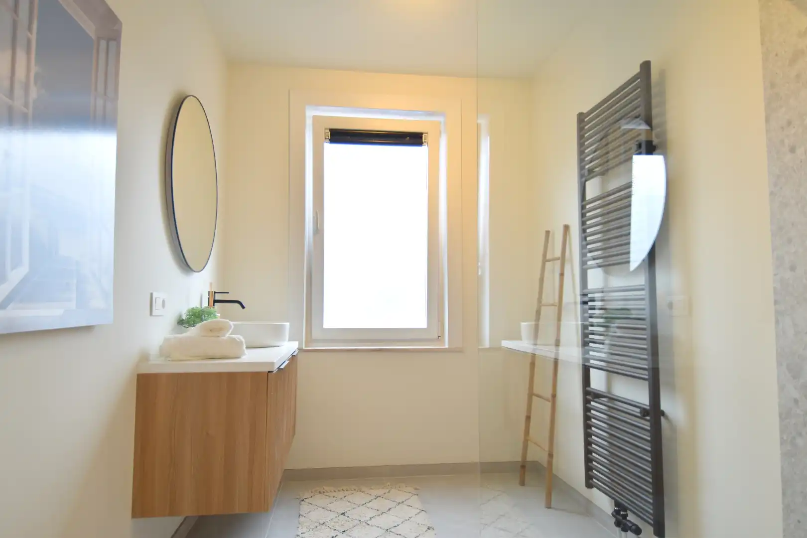 Centraal gelegen vernieuwd appartement met 2 slaapkamers te Gullegem foto 6