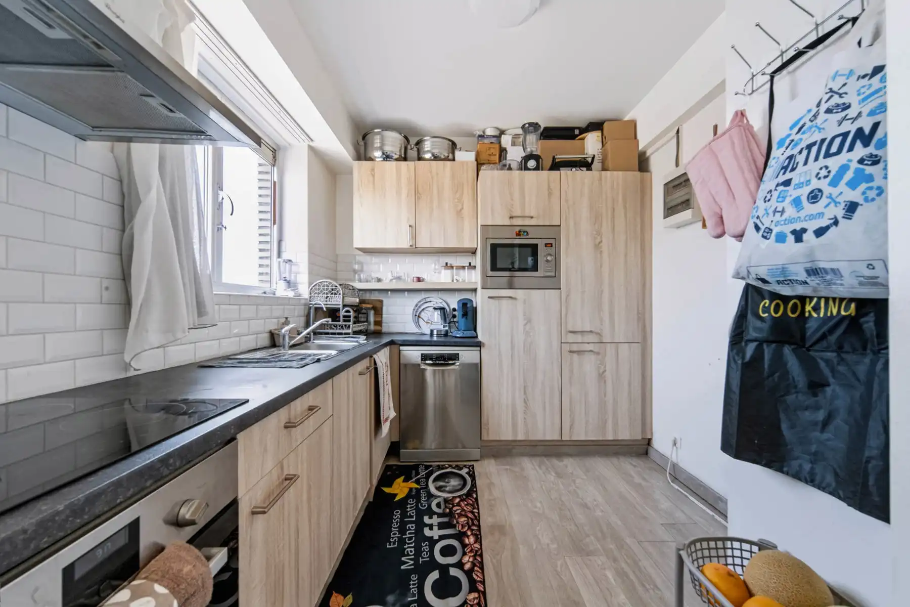 Aangenaam appartement met 3 slaapkamers en terras. foto 4