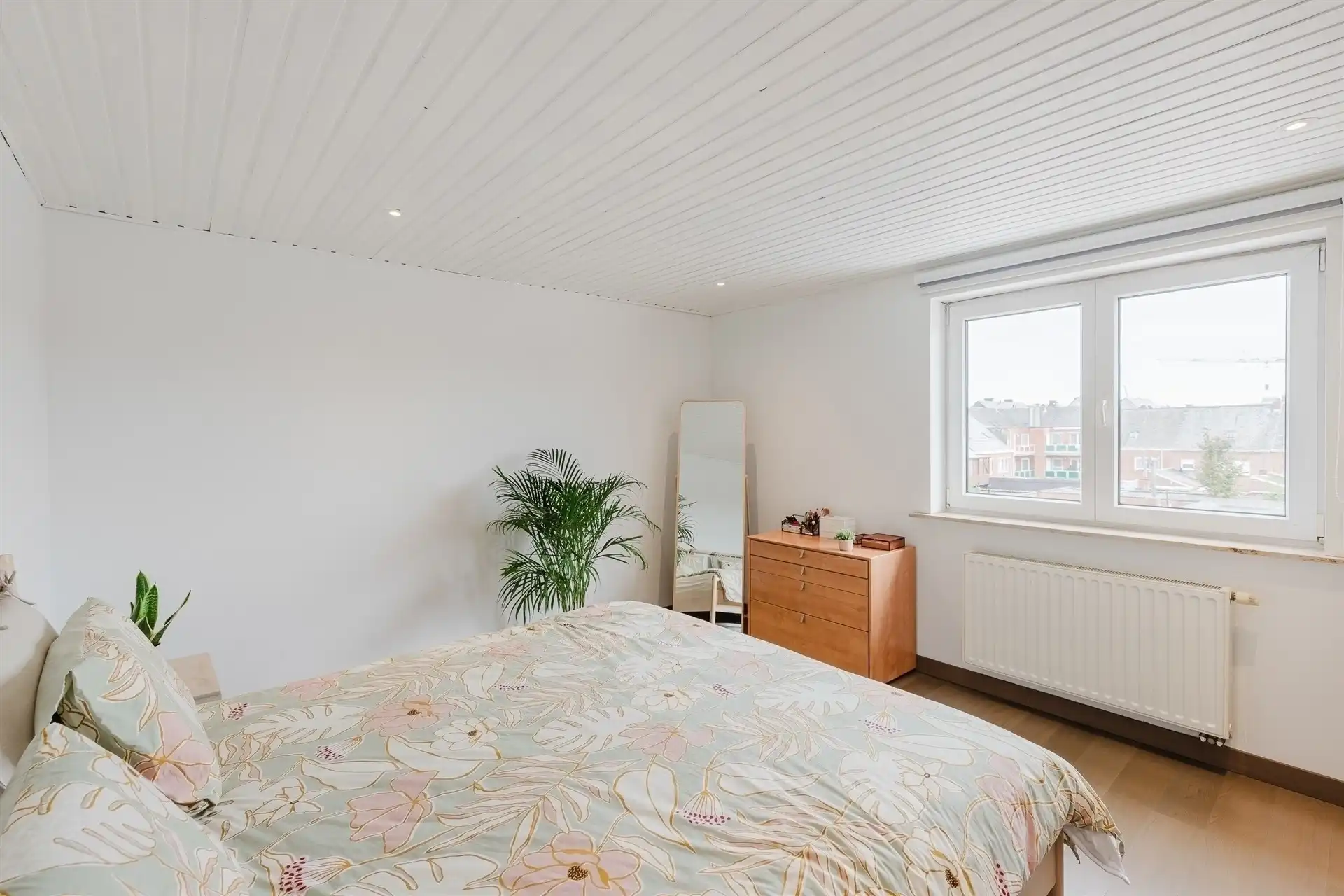 Fijn instap-klaar twee slaapkamer appartement in Wetteren centrum foto 15