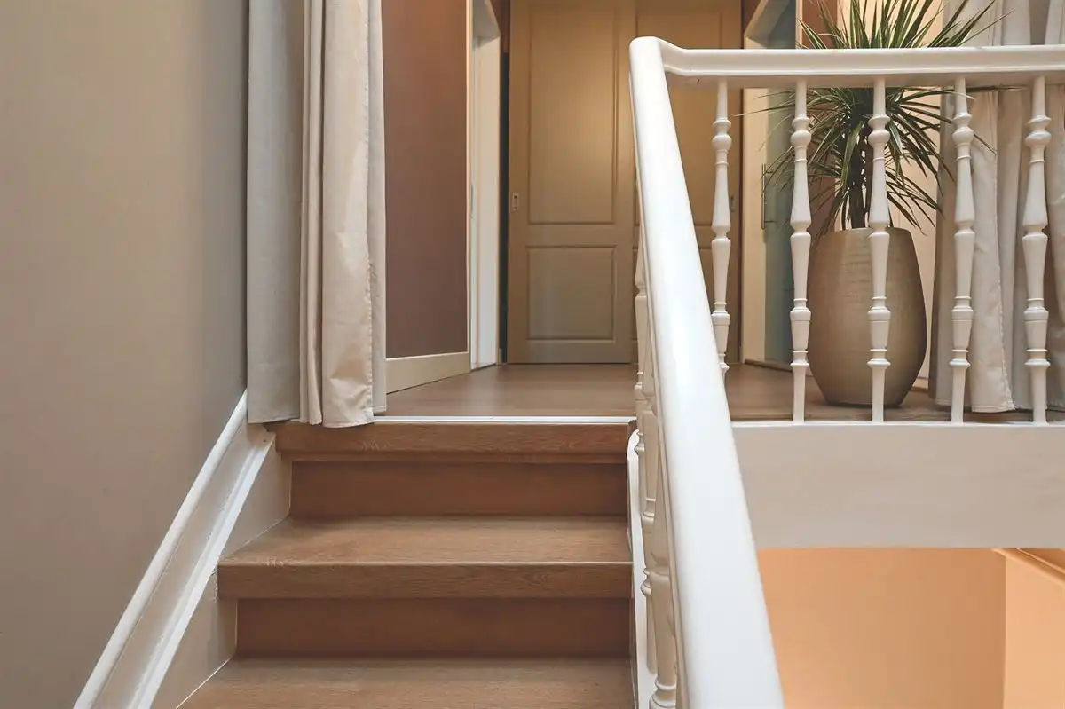 Mooie en gerenoveerde woning in populaire straat te Borgerhout foto 24