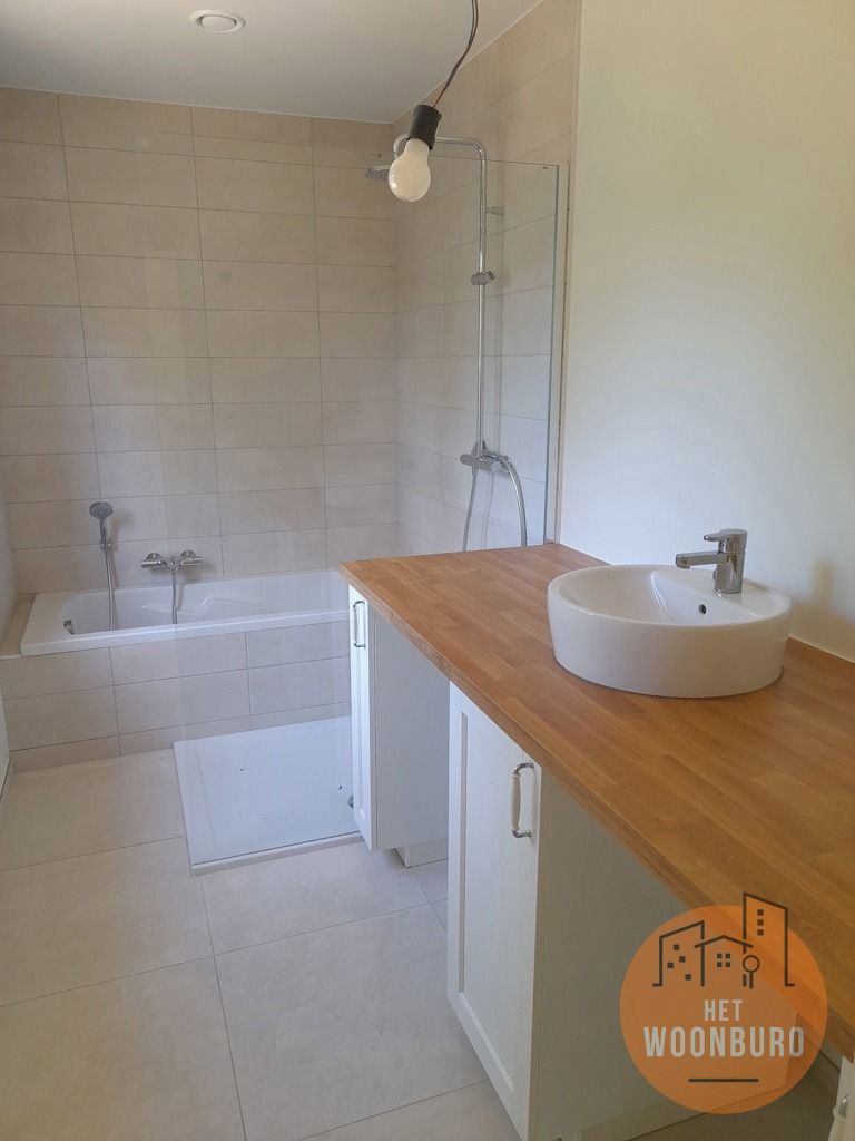 Nieuwbouwwoning met 3 slaapkamers en tuin foto 10