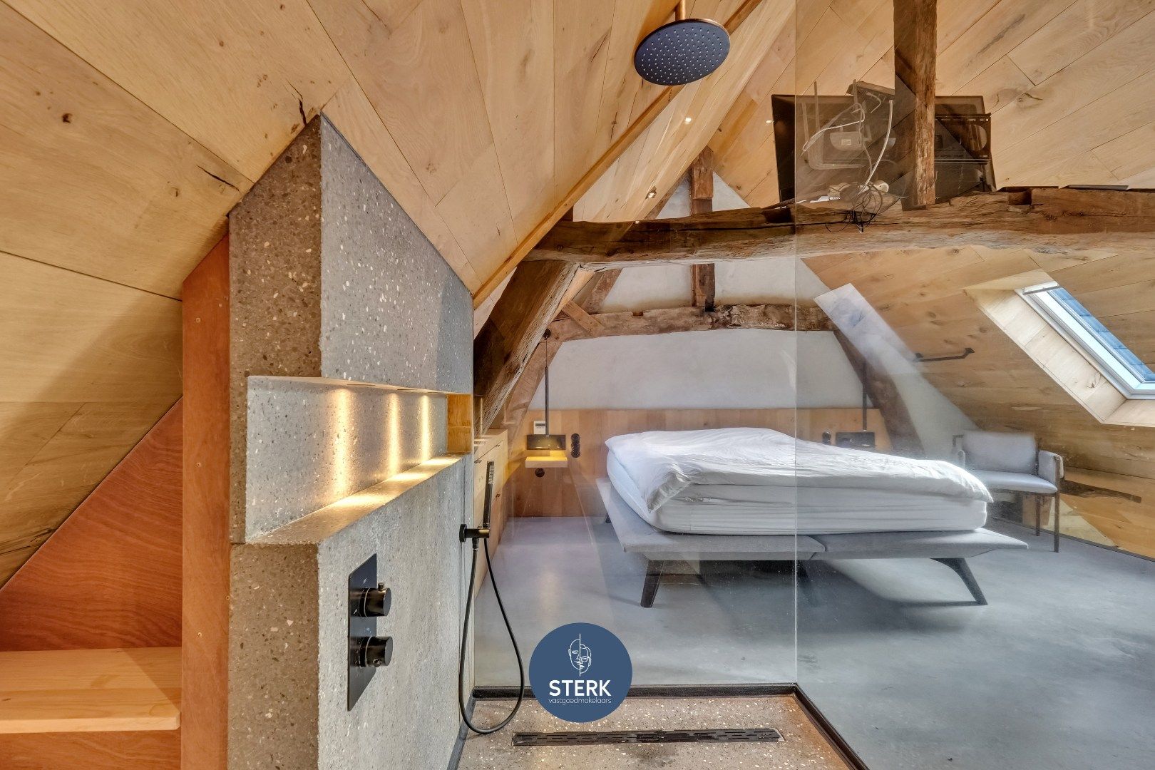 AUTHENTIEKE WONING MET 2 SLPKS IN HET HISTORISCH CENTRUM VAN OUD-REKEM ! foto 17