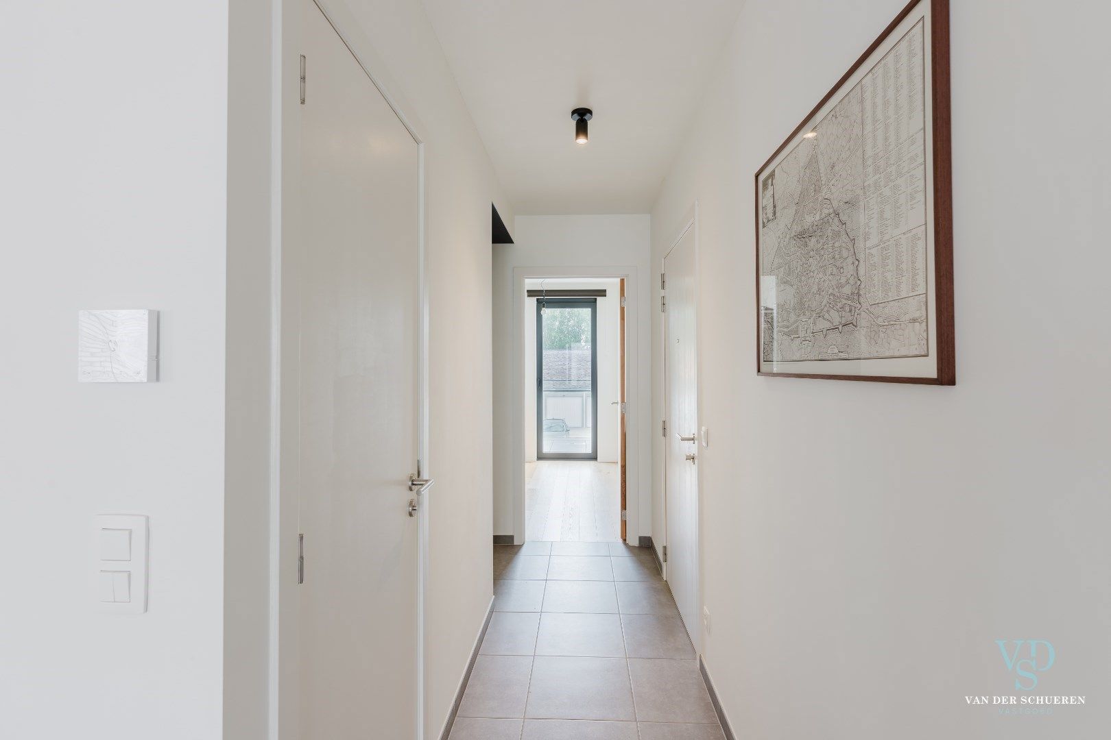 Eigentijds 3-slp-appartement (2 terrassen). foto 9