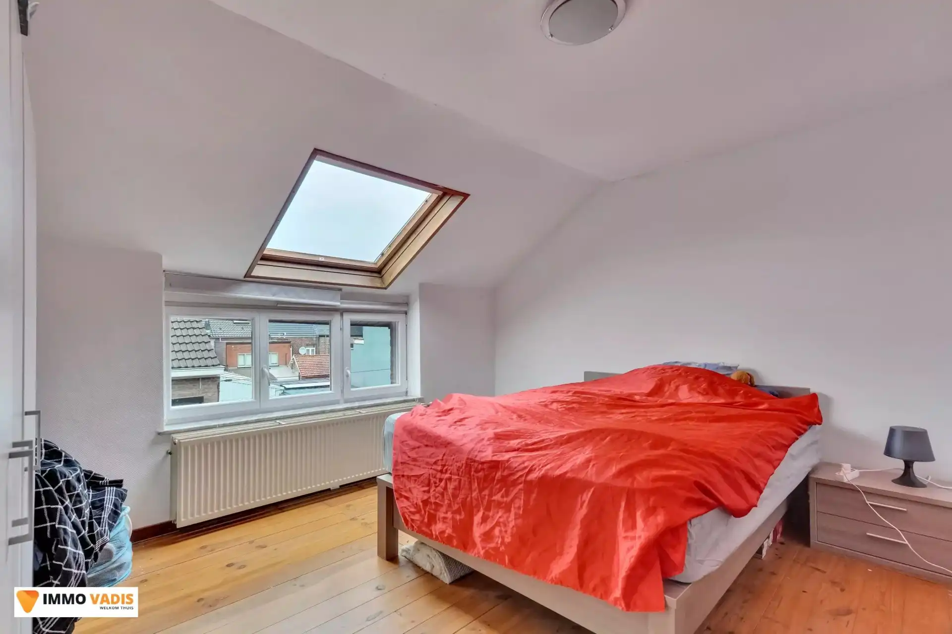 Appartement met loods foto 4