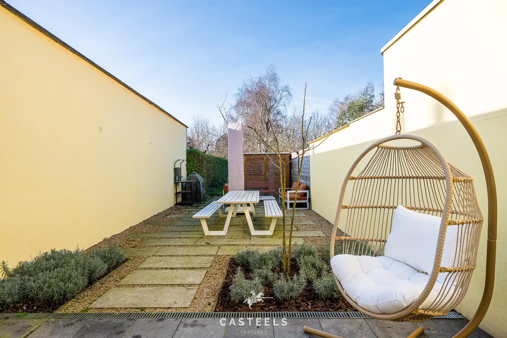 Instapklare gezinswoning met droomtuin en 3 slaapkamers foto 20