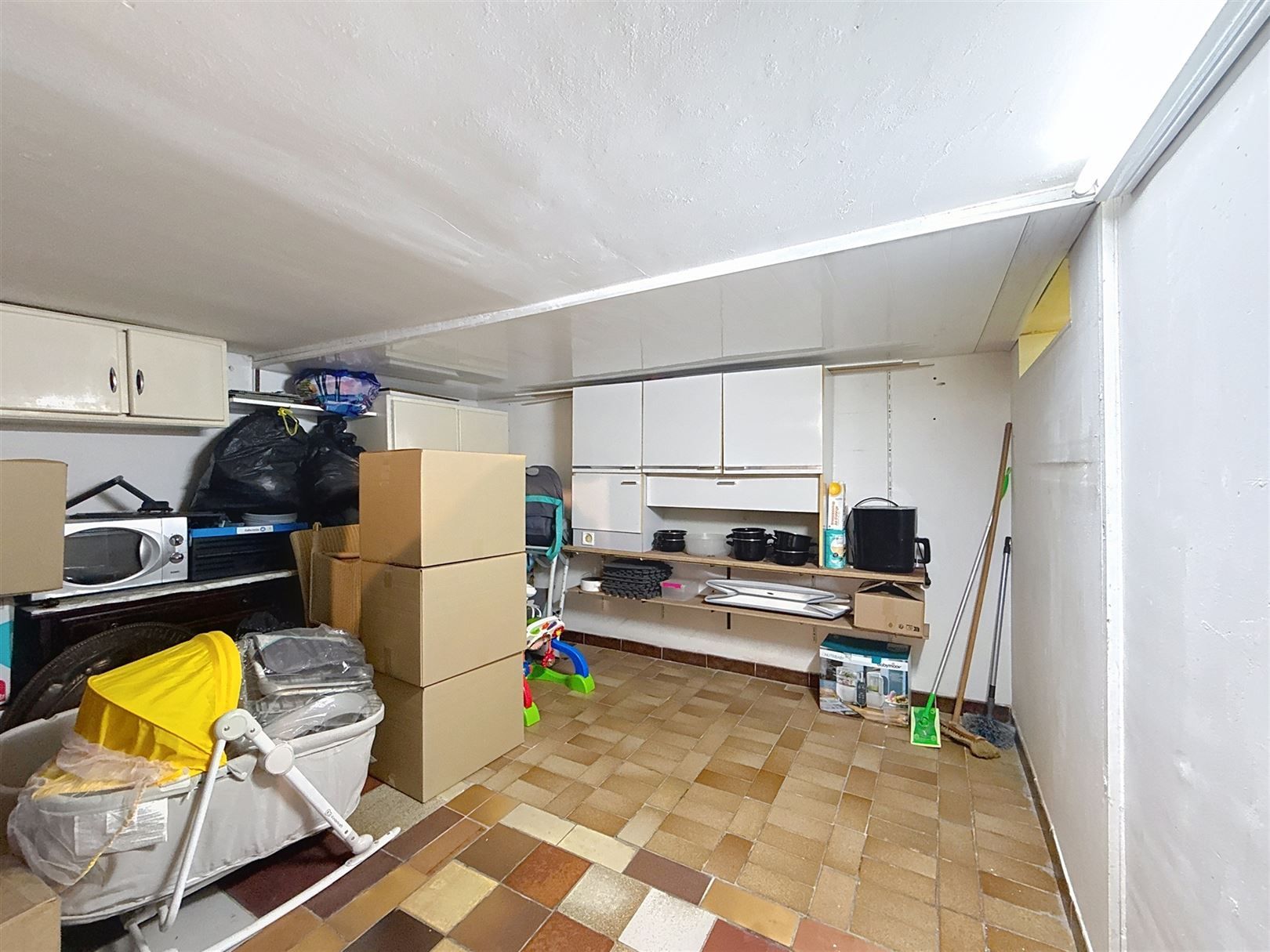 Ruime instapklare HOB, 4 slpks, garages, tuin, 16a 73ca foto 48
