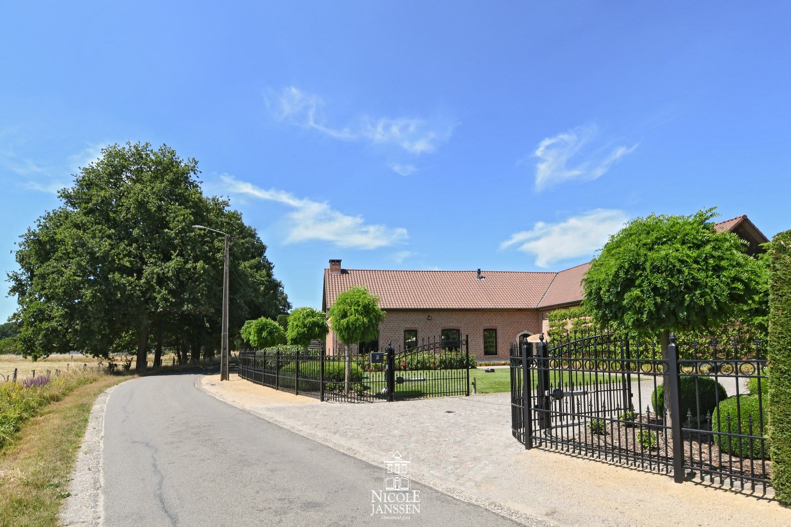 Gerenoveerde hoevewoning foto 28