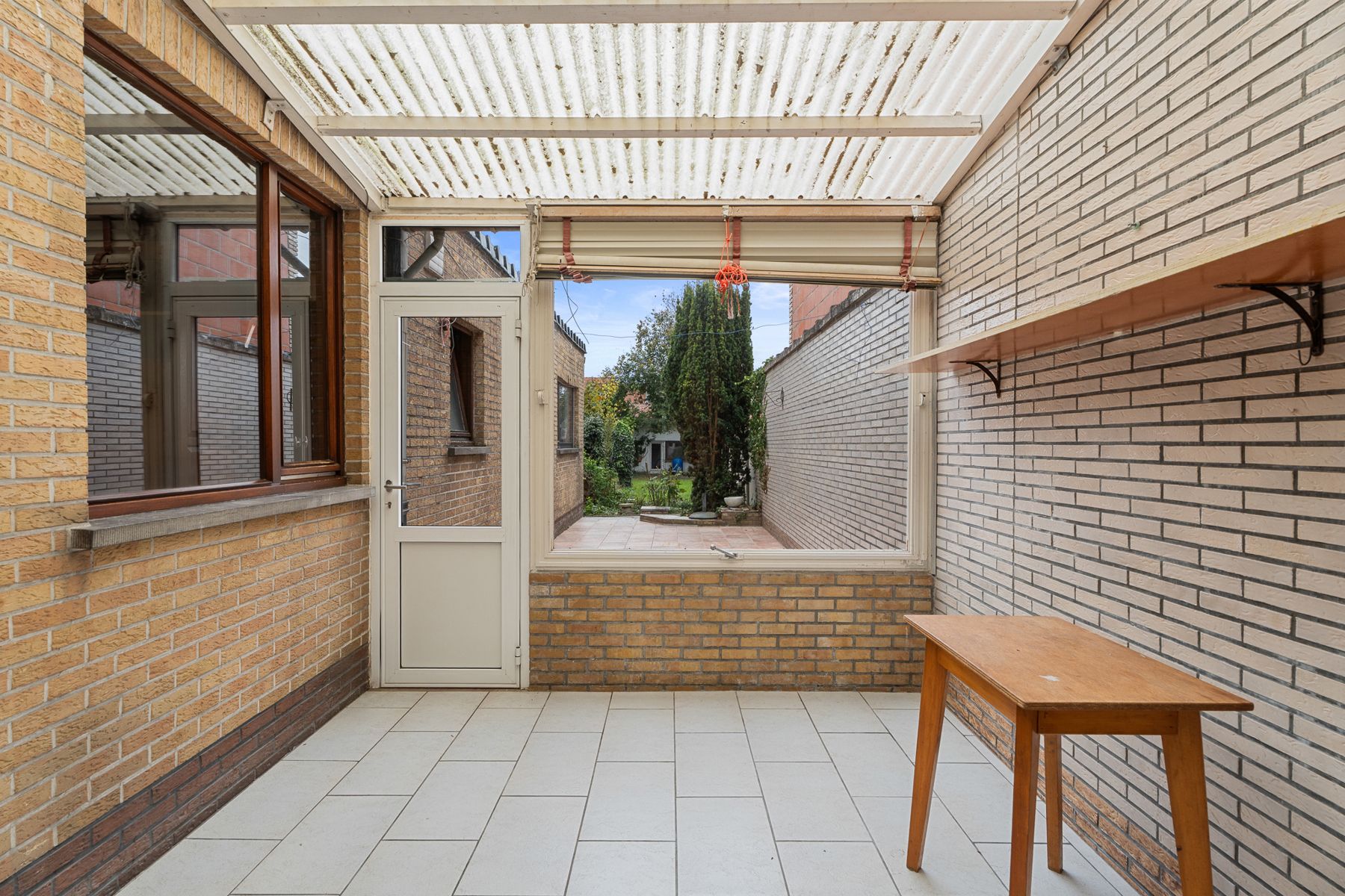 Te renoveren woning met potentieel in centrum Wetteren! foto 12