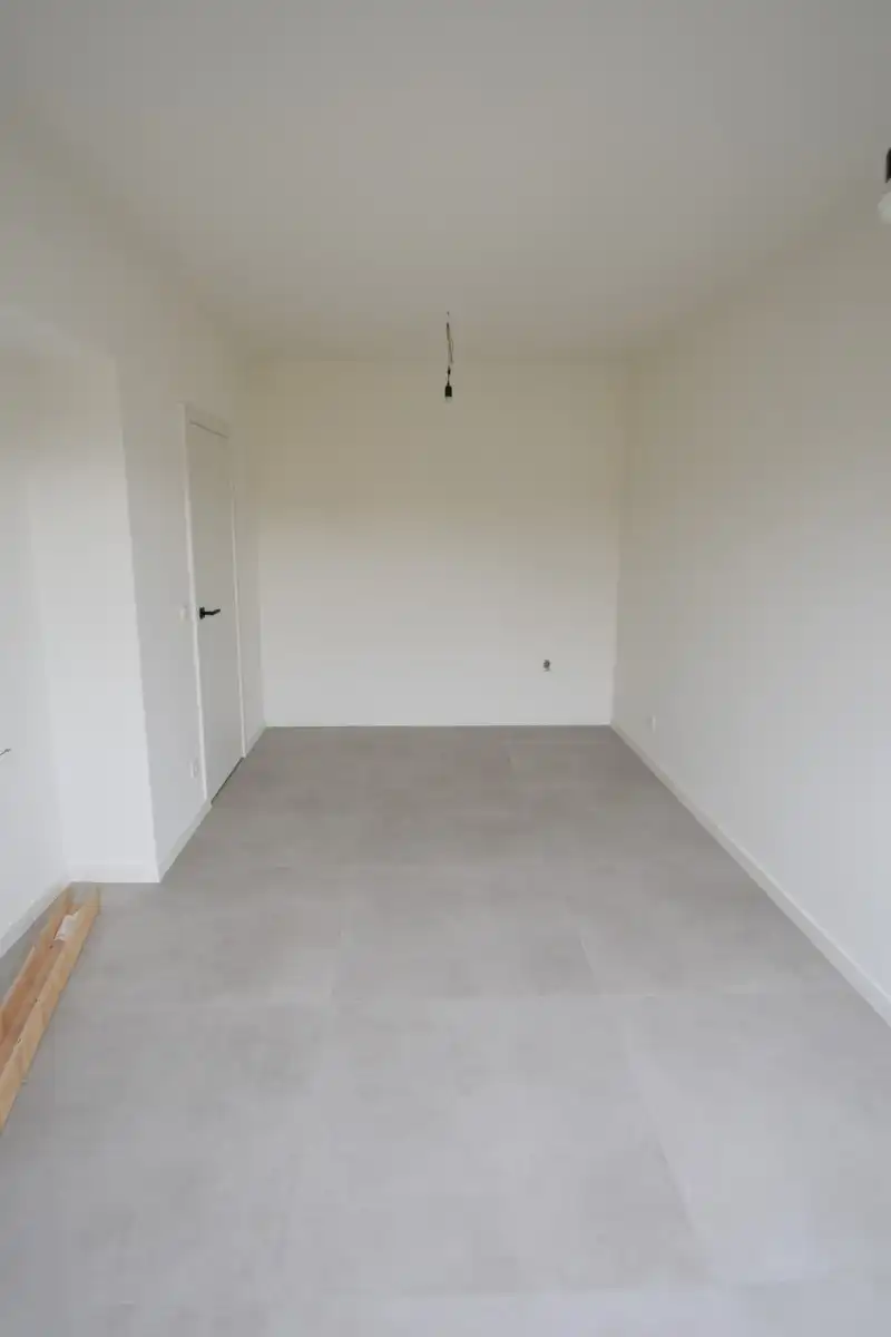 Totaal gerenoveerd appartement in centrum Tongeren foto 18