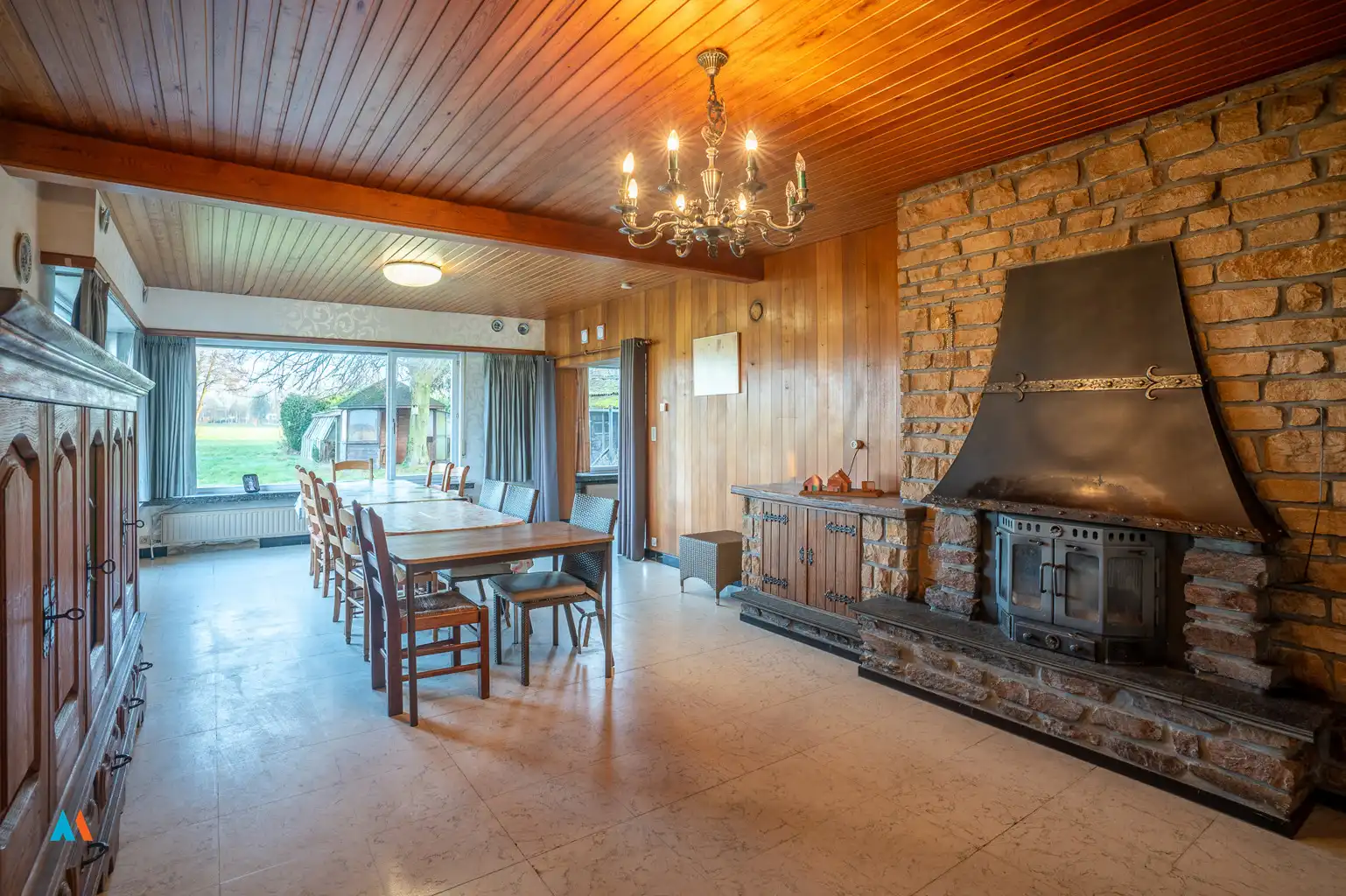 Boerderij met stallen op 1 ha foto 8