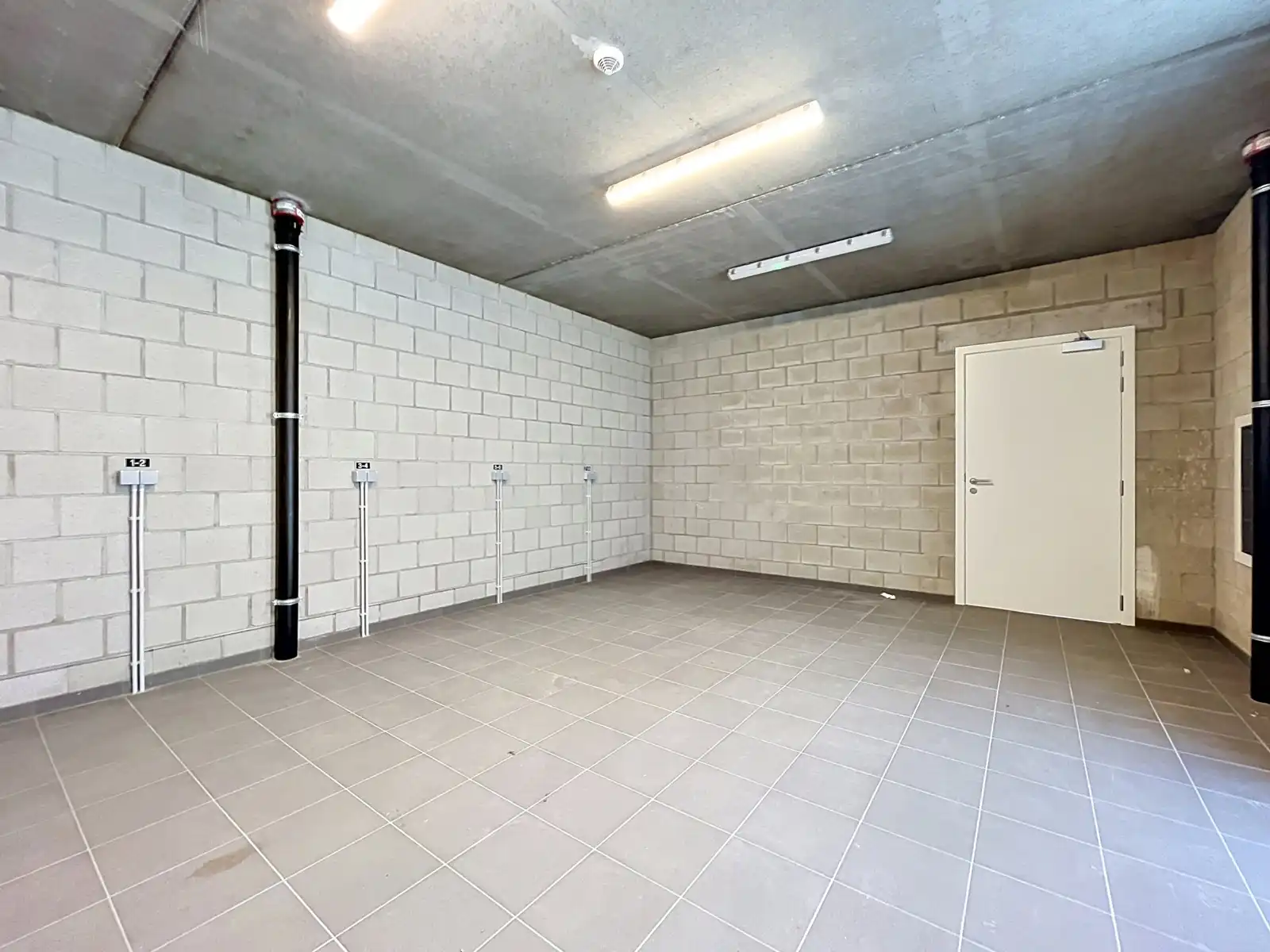 Nieuwbouw 1slaapkamer appartement met terras foto 23