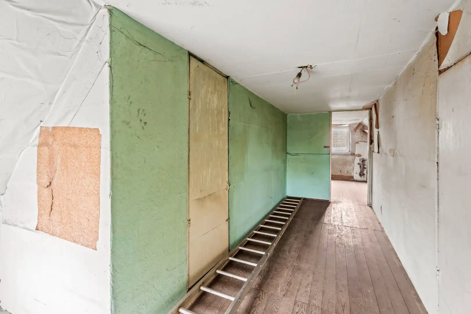 KARAKTERVOLLE STADSWONING MET TUIN  foto 11