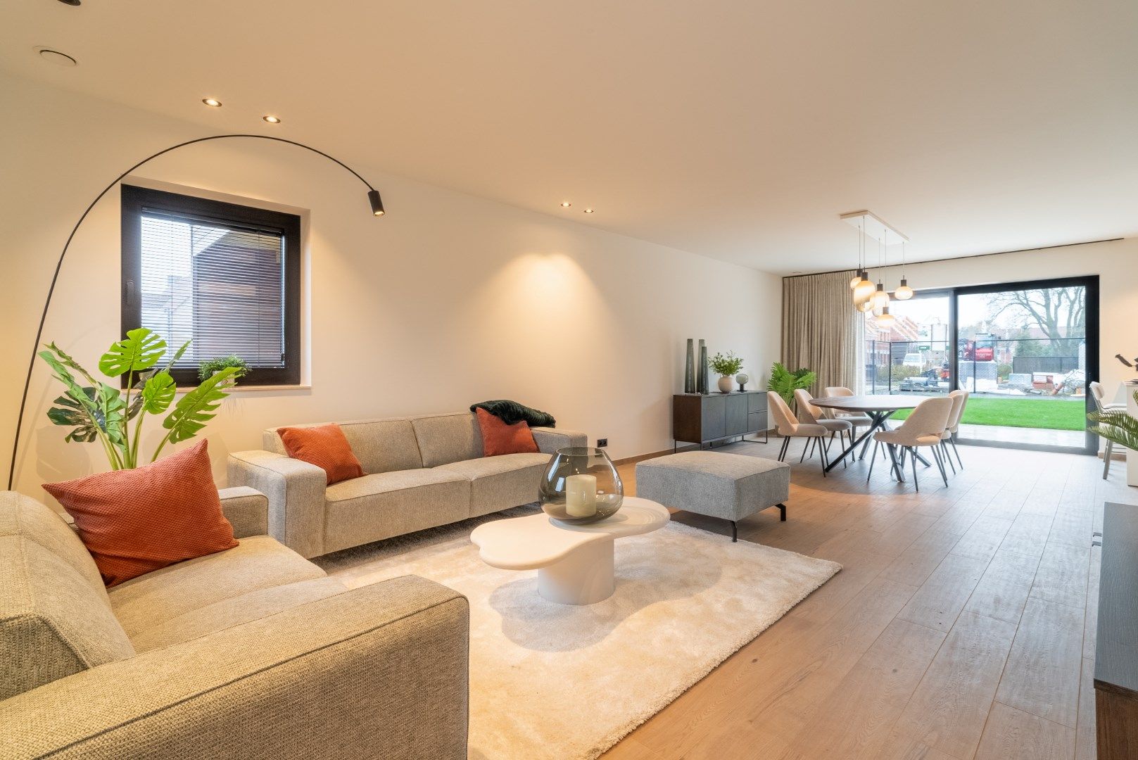 Energiezuinige nieuwbouwwoning met 3 slaapkamers en tuin in Sint-Baafs-Vijve. foto 3