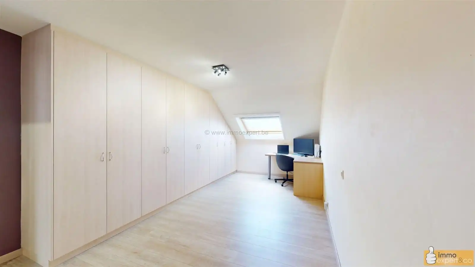 TERNAT: Landelijk gelegen woning met 3 slpks, tuin en garage foto 12