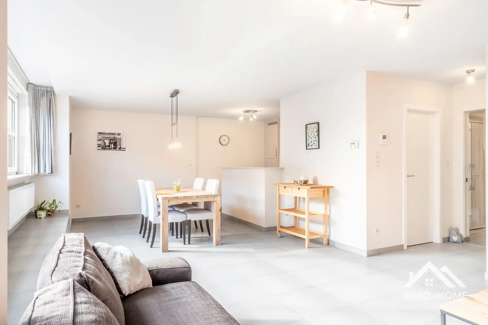 Modern instapklaar appartement op een topligging! foto 11