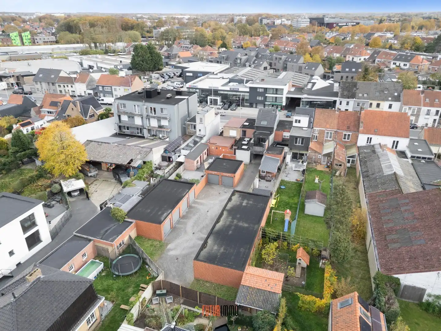 Opbrengsteigendom: duplexappartement + 12 garages foto 22