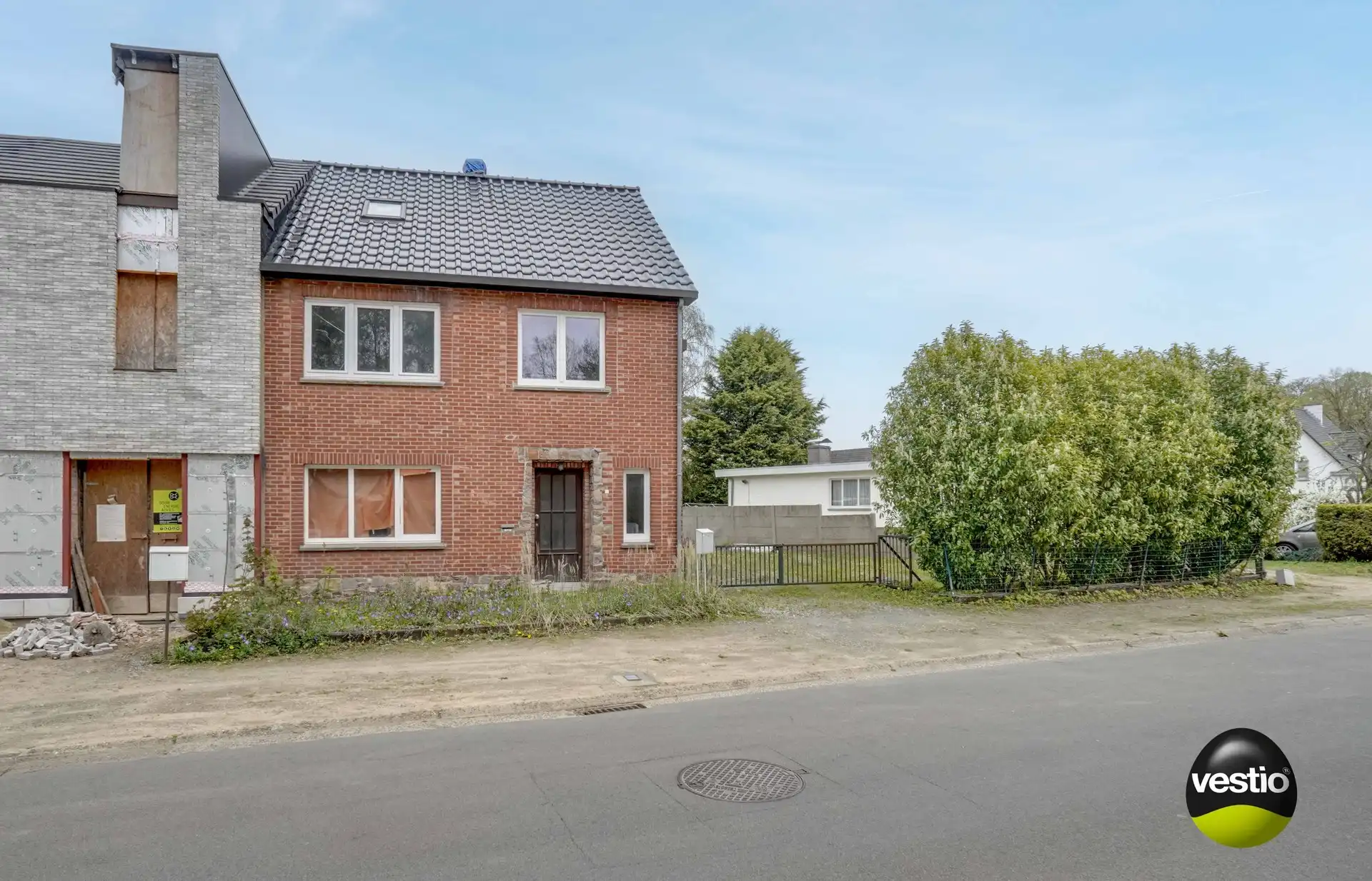 DEELS GERENOVEERDE WONING MET TOPLIGGING OP DE BRET foto 12