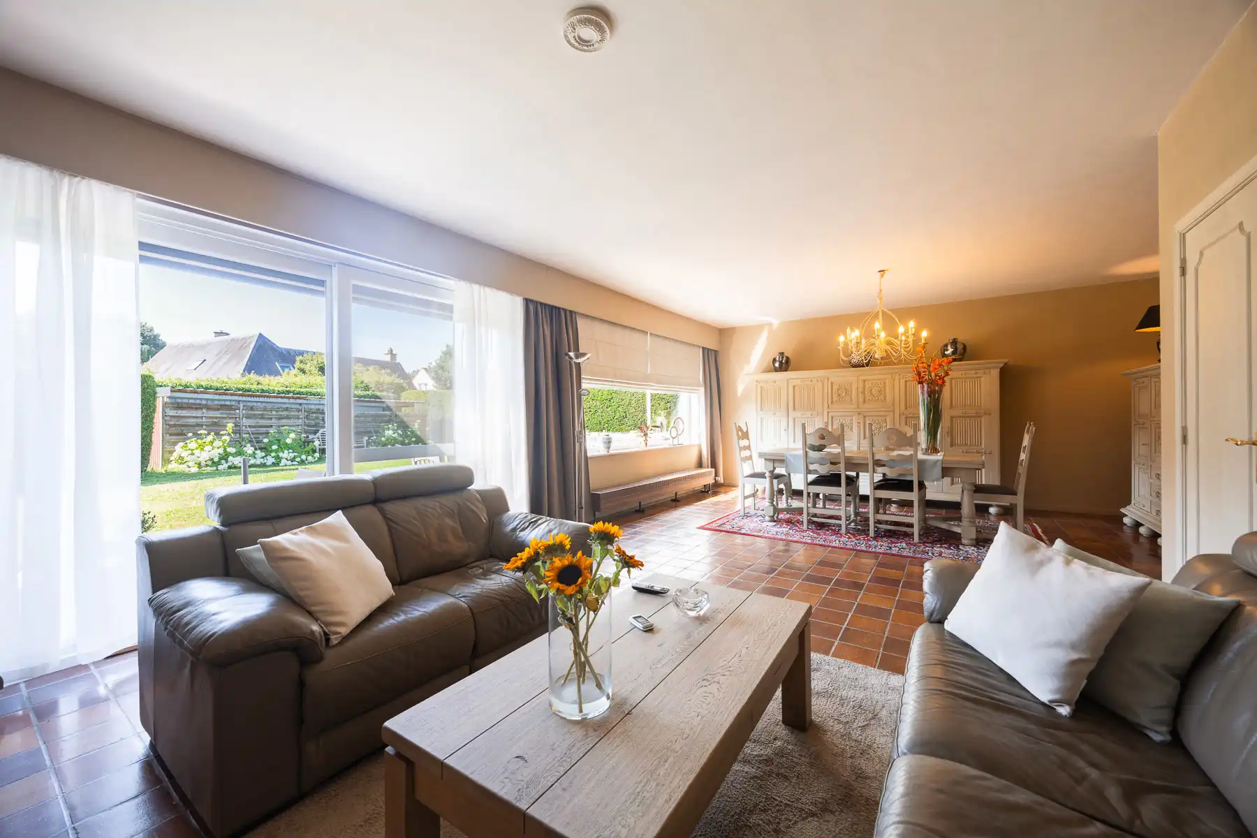 Prachtige, energiezuinige laagbouwvilla met aangename tuin foto 10