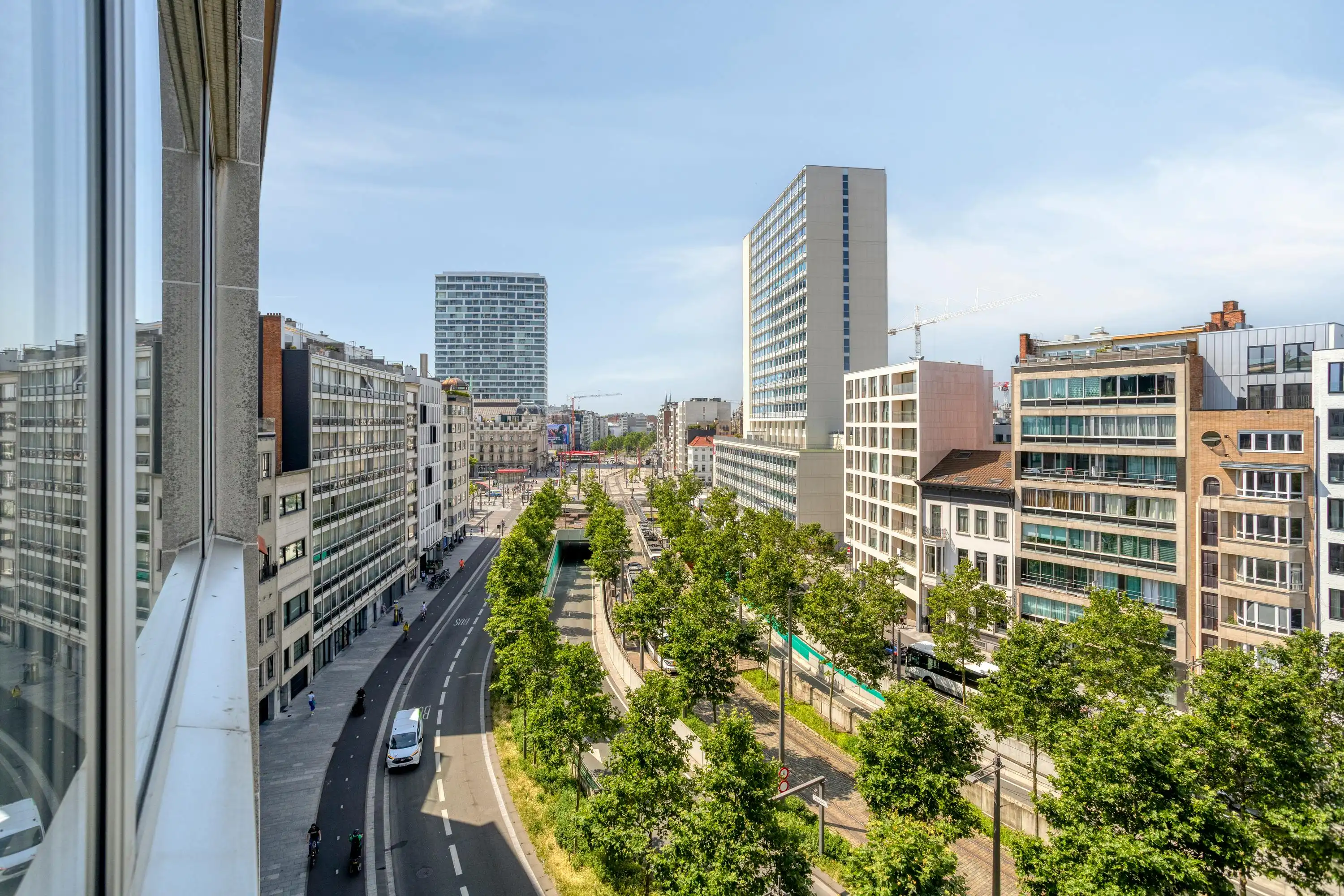 Ruim appartement (ca. 146m²) te koop aan de Italiëlei in Antwerpen foto 27