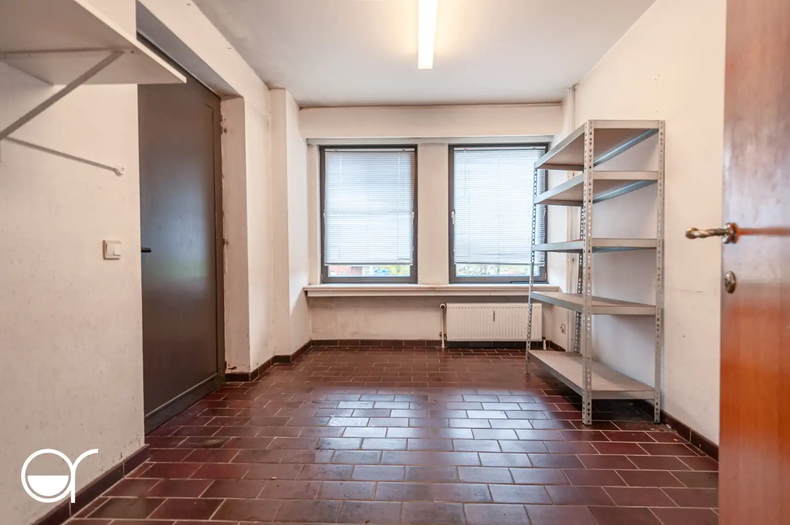 Multifunctioneel gebouw in het centrum van Kaprijke foto 15