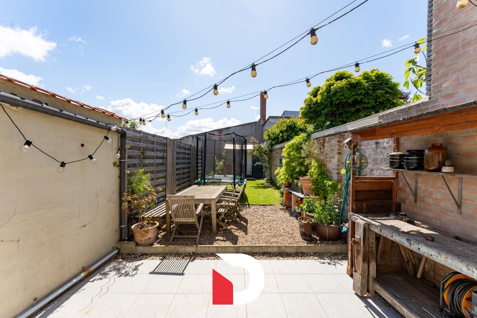 Instapklare stadswoning met tuin te Kristus-Koning foto {{pictureIndex}}