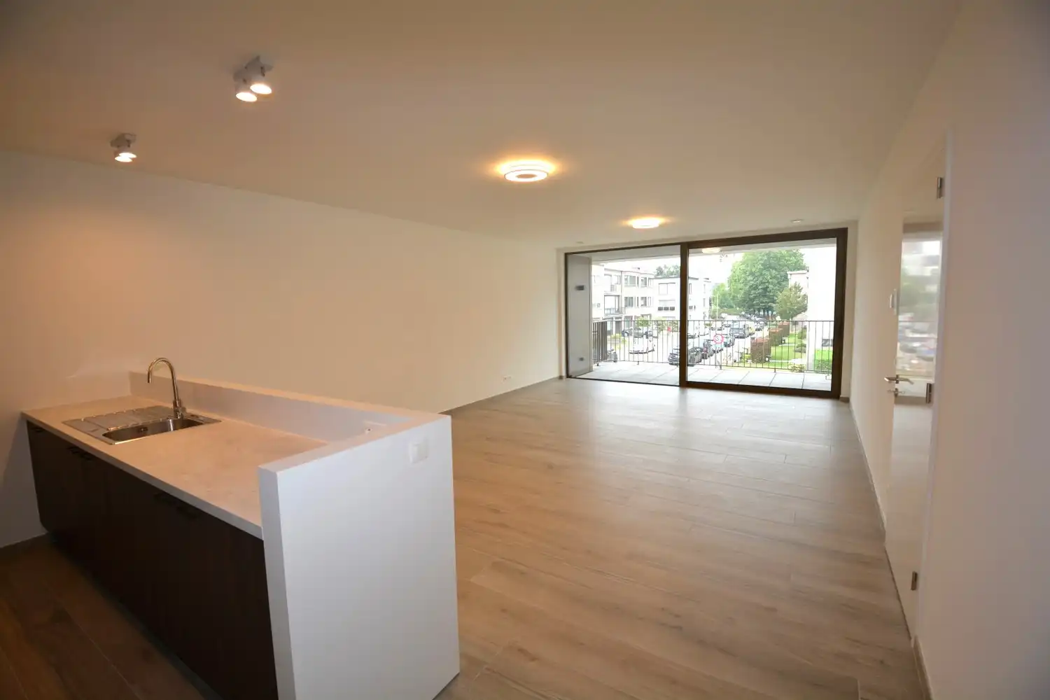 NIEUWBOUWAPP. MET 1 SLK, TERRAS EN GARAGEBOX! foto 2