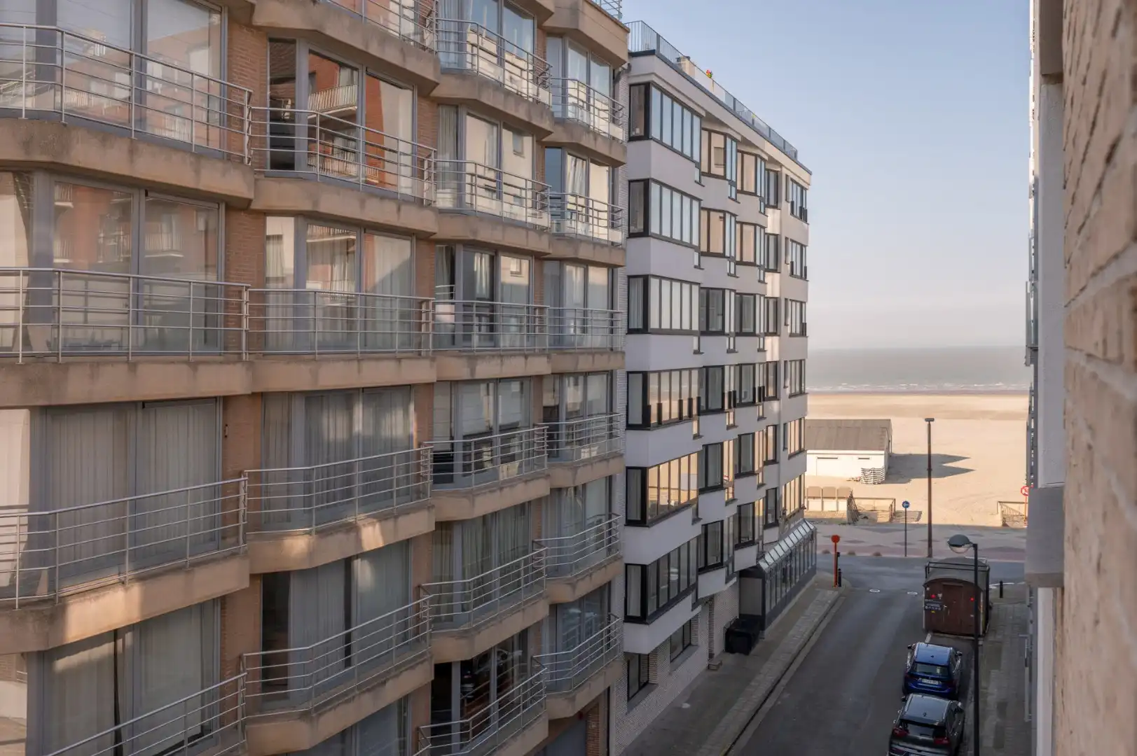 Uiterst ruim appartement met 3 slaapkamers en 2 badkamers   foto 22