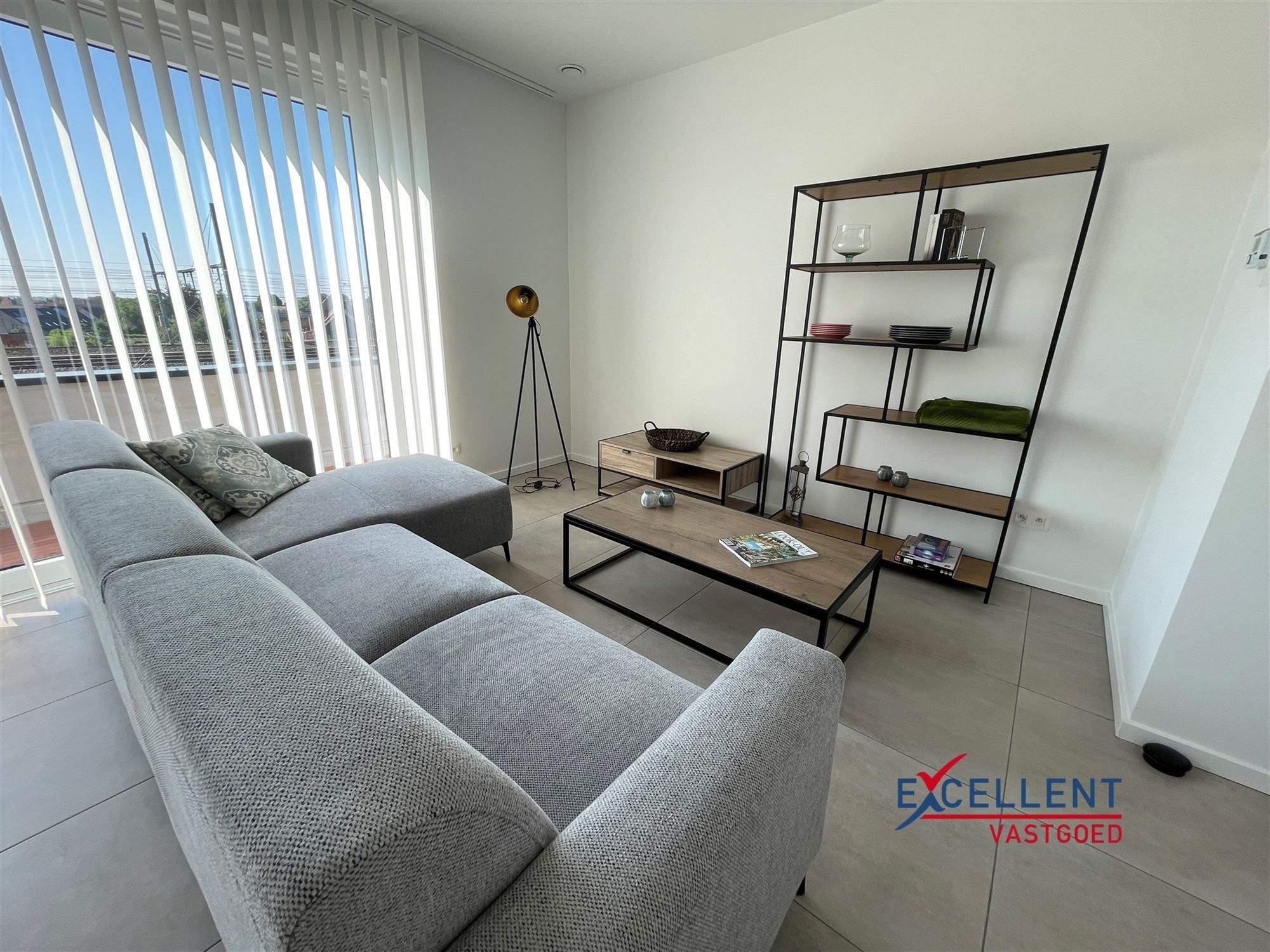 Nieuwbouw 1-slaapkamer appartement te huur met staanplaats te Deinze foto {{pictureIndex}}