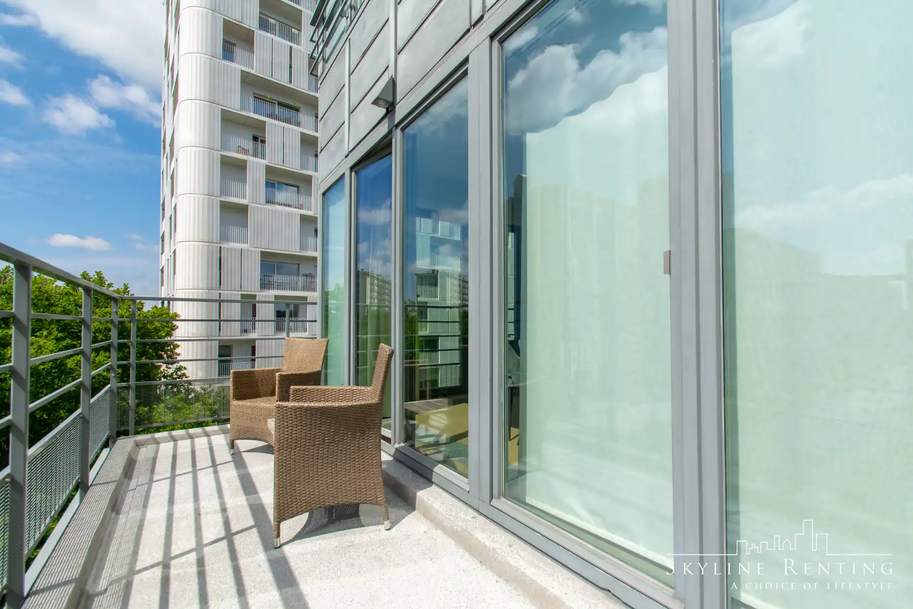 Prachtig 2 slpk appartement + terras (NAVO) foto 6