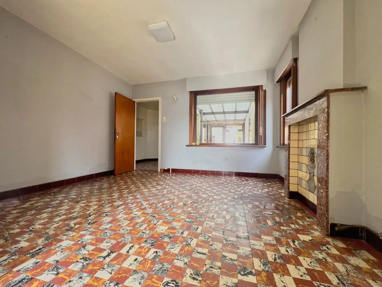 Karaktervolle gezinswoning met zonnige tuin + garage foto 4