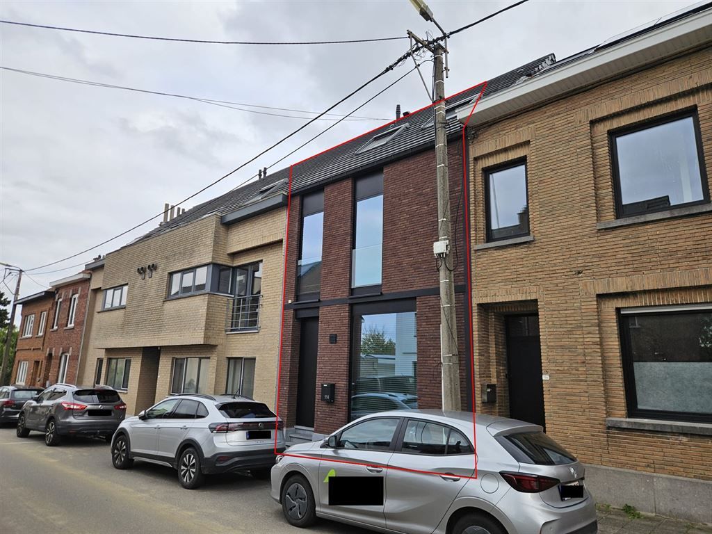 prachtig afgewerkte woning foto {{pictureIndex}}