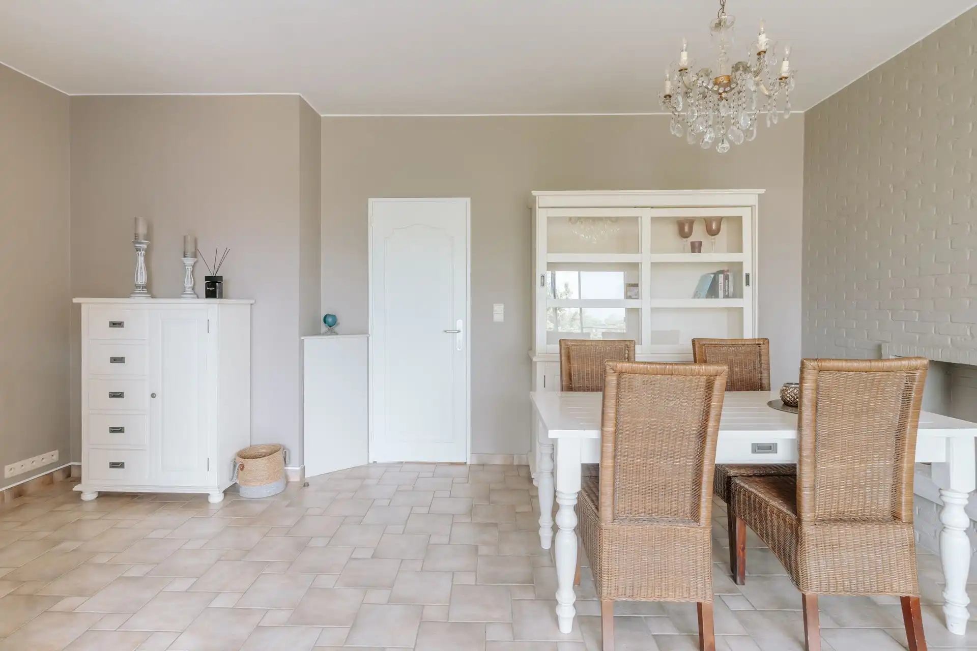 Rustig gelegen 2-slaapkamerappartement met EPC B in Lint foto 4