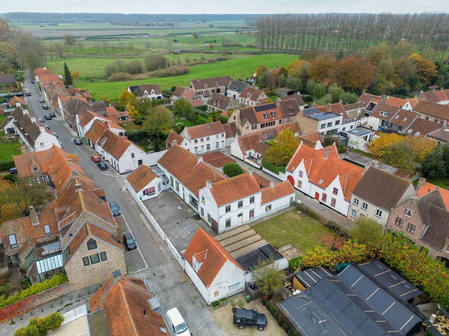 Voormalige schoolgebouwen - centrum Damme foto 3