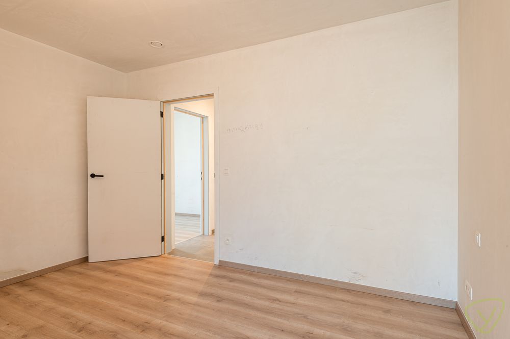 Nieuwbouwappartement te koop in het centrum van Boekhoute foto 8