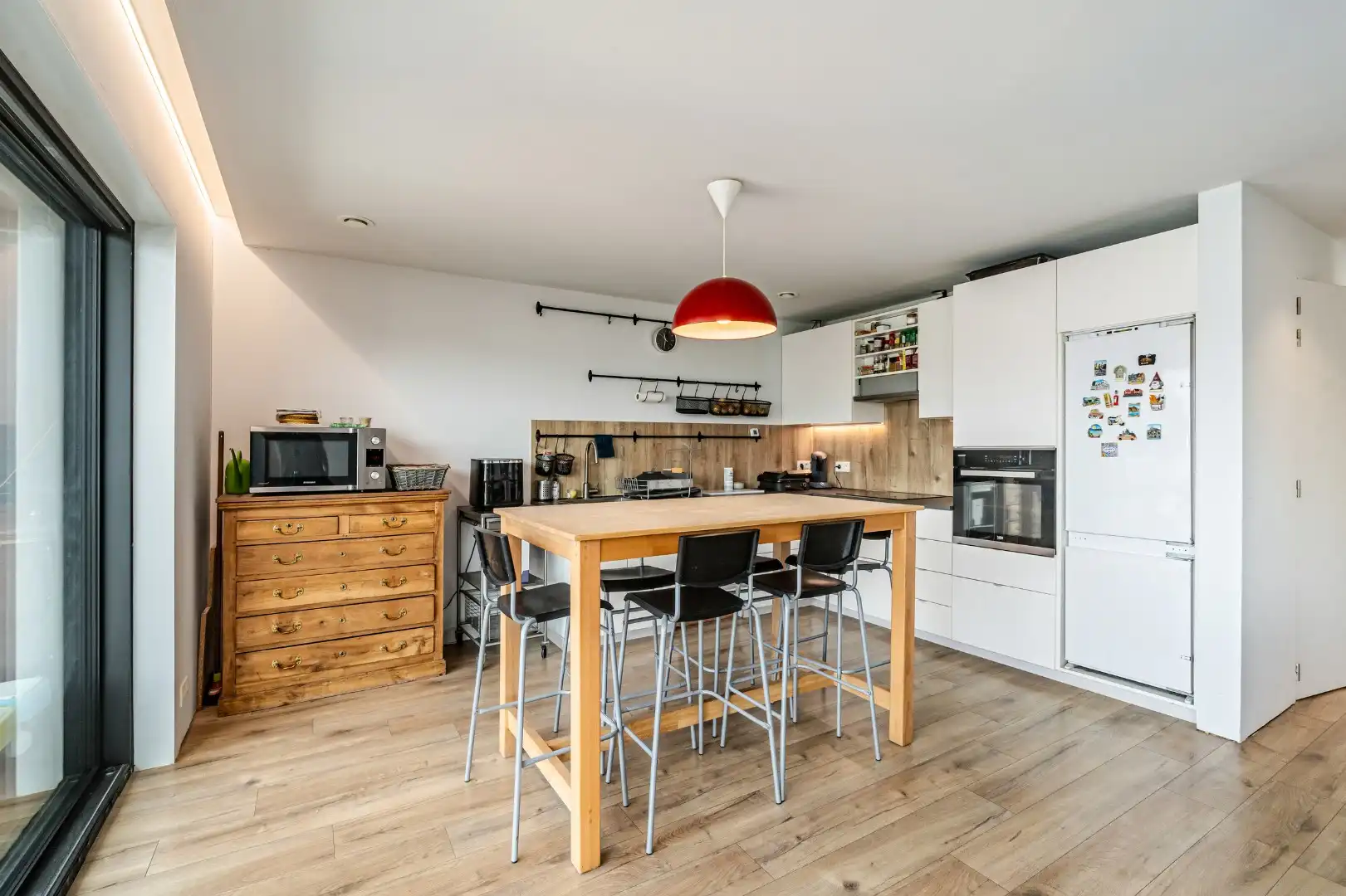 Ruime en energiezuinige woning met tal van mogelijkheden en 5 slaapkamers foto 10