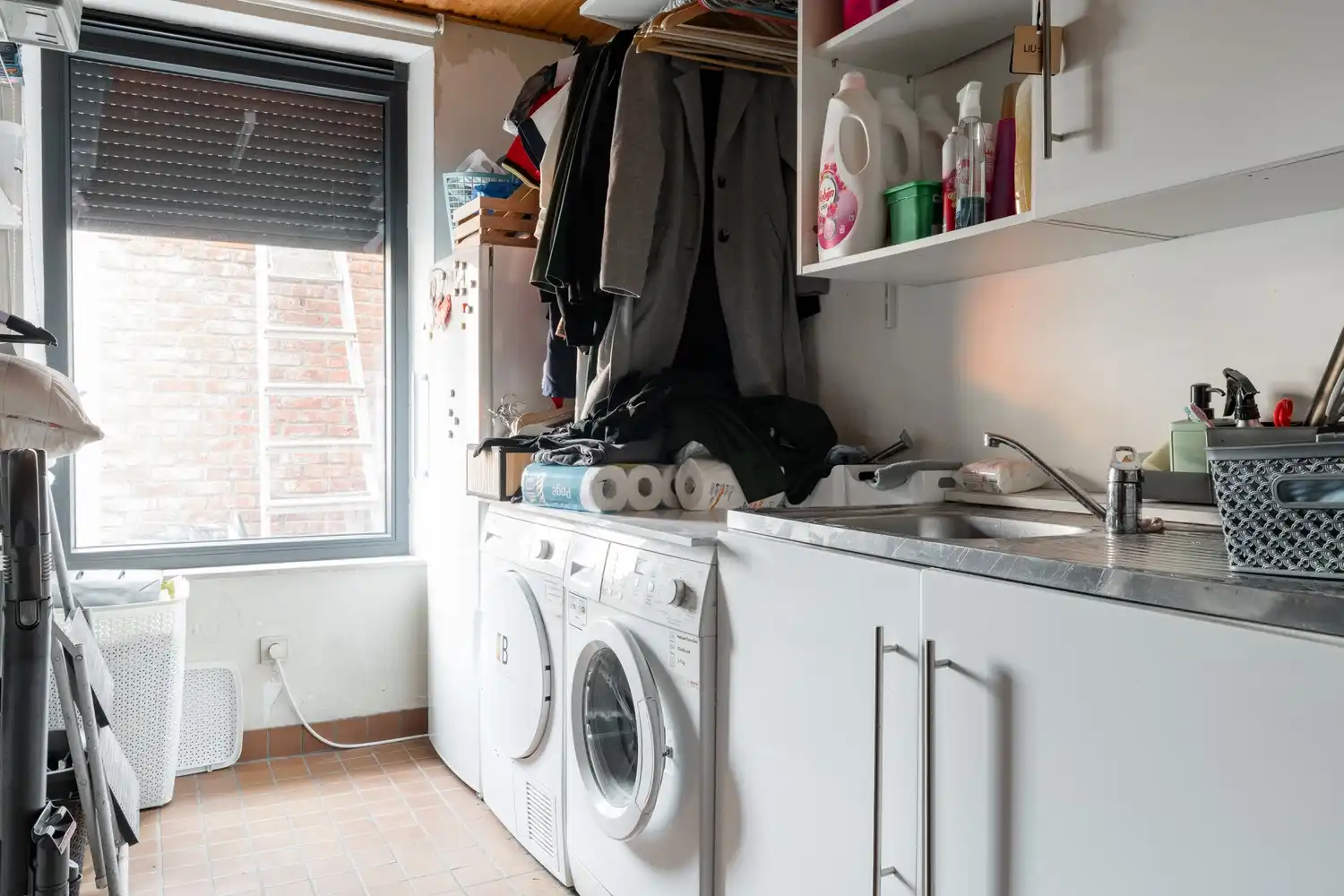 Karaktervolle woning met tal van mogelijkheden in het hart van Neerpelt foto 12