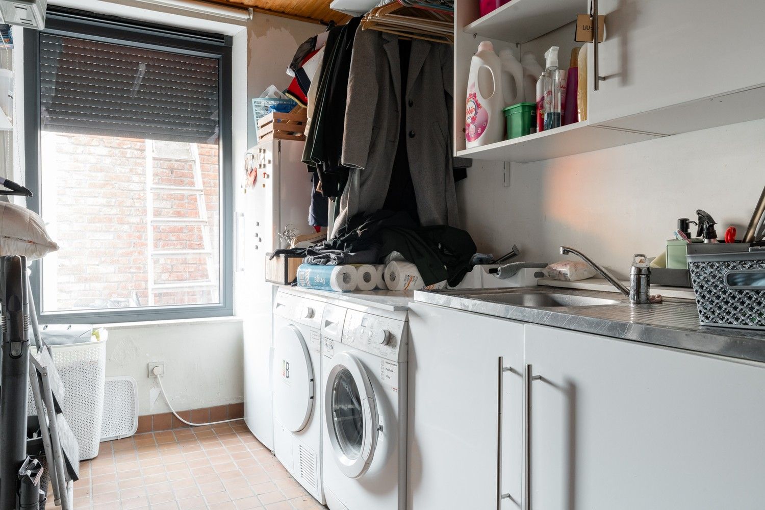 Karaktervolle woning met tal van mogelijkheden in het hart van Neerpelt foto 12