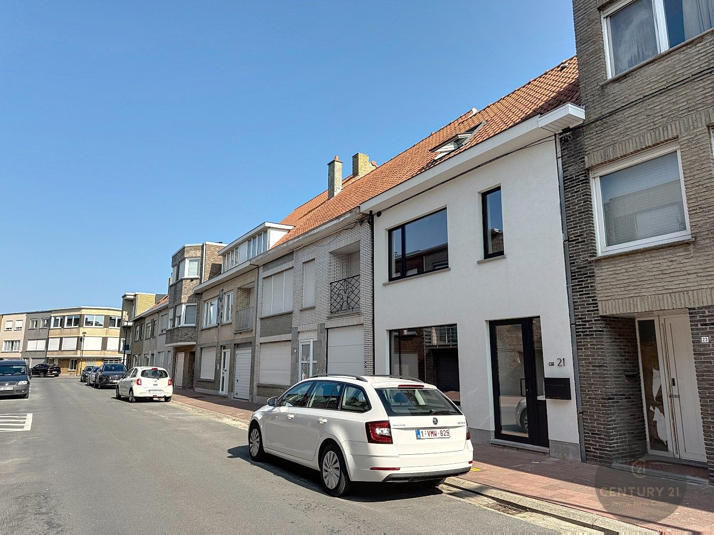 ZEER KNAP gerenoveerde woning te Heist! foto {{pictureIndex}}