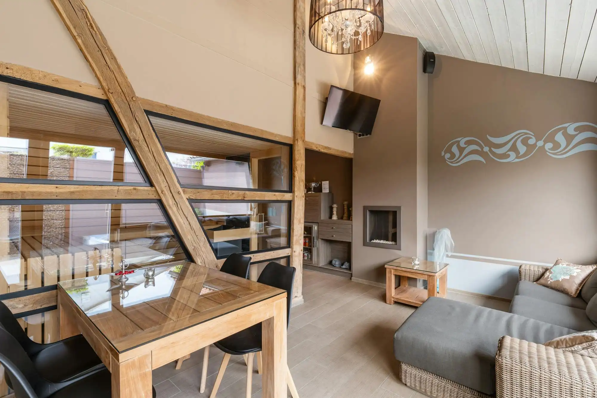 Exclusief domein met hoeve, wijnhuis en wellness foto 11