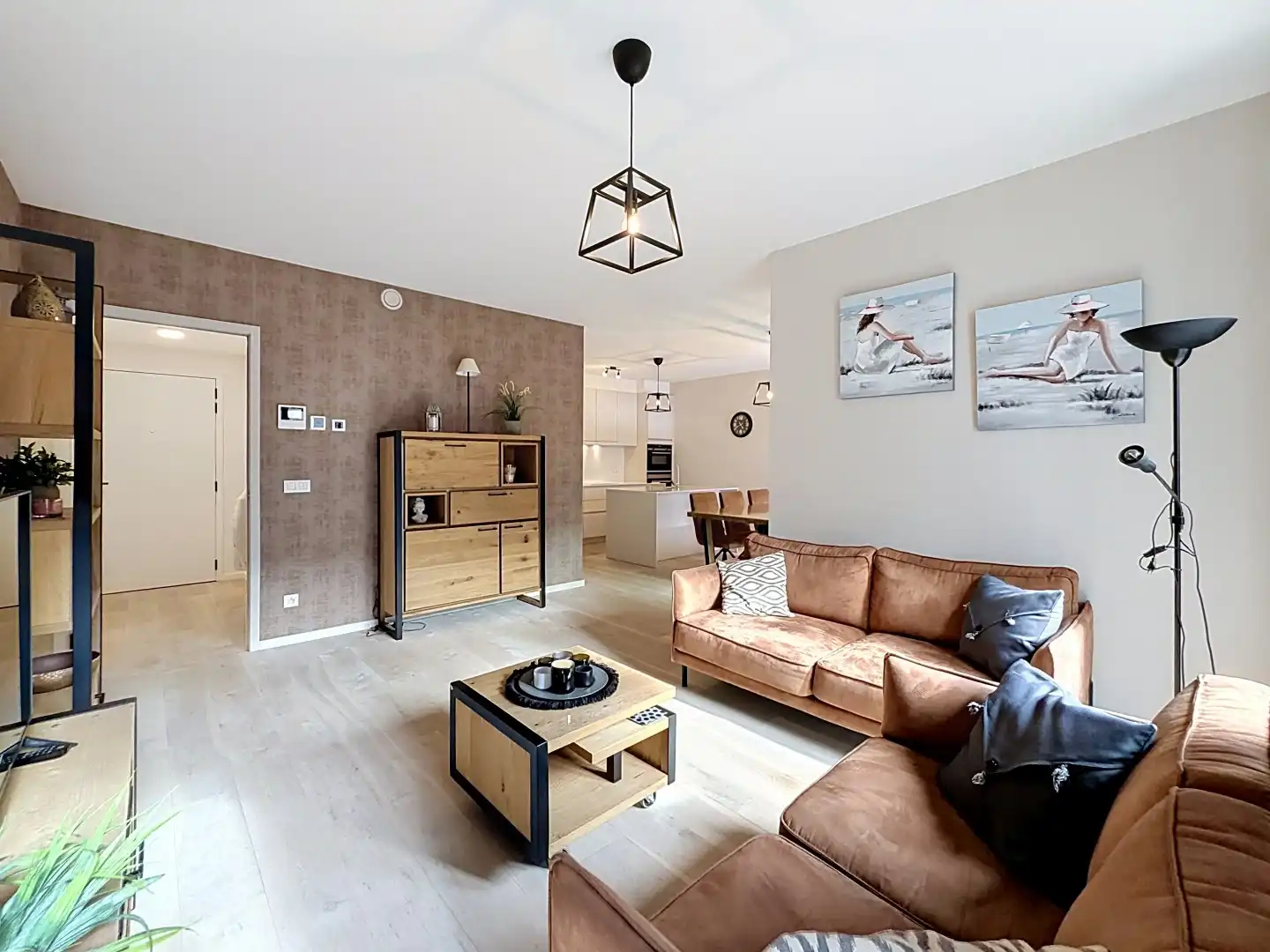 Instapklaar ruim appartement - ruim zonneterras foto 2