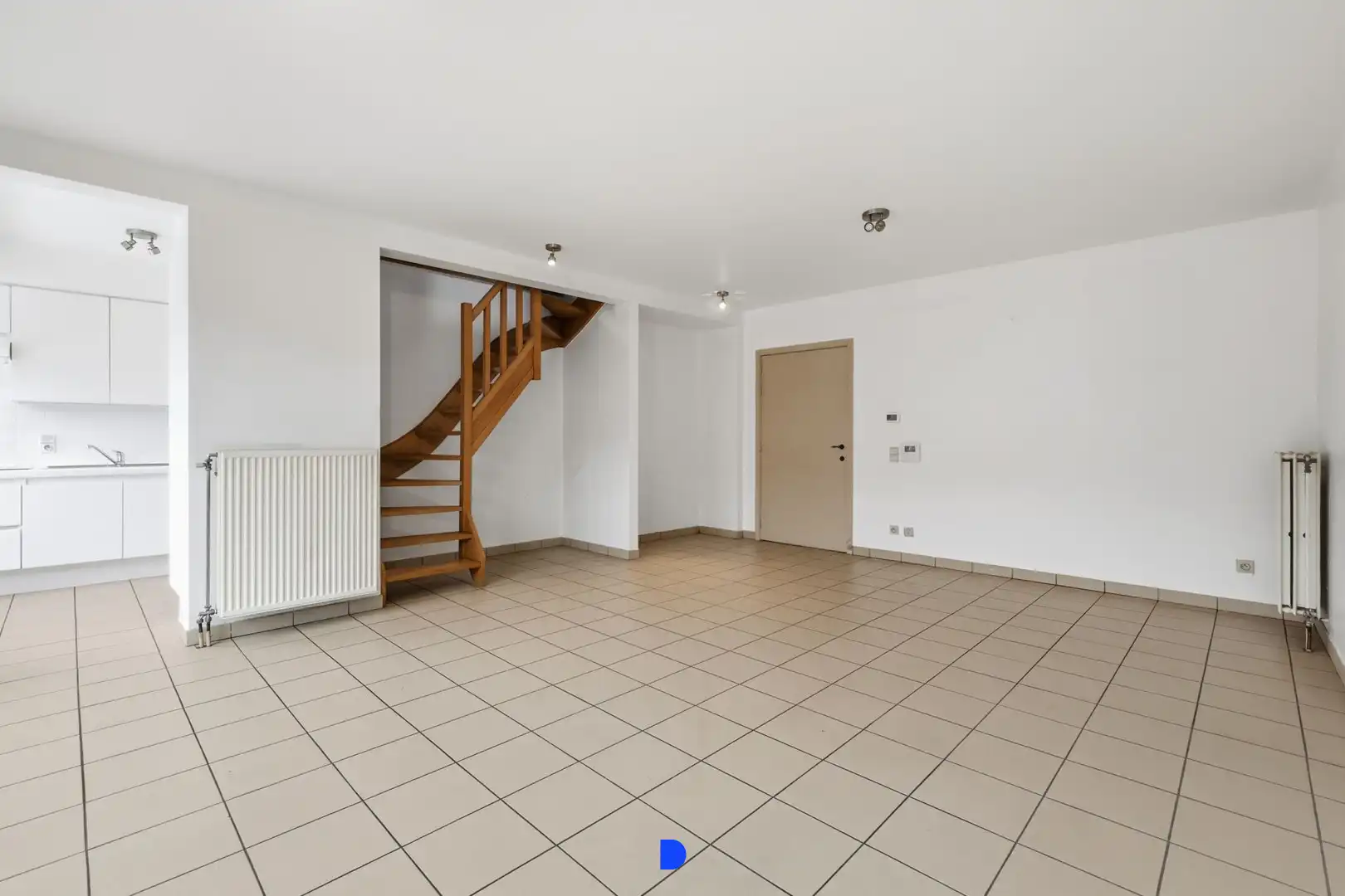Ruim appartement in het centrum van Roeselare foto 3