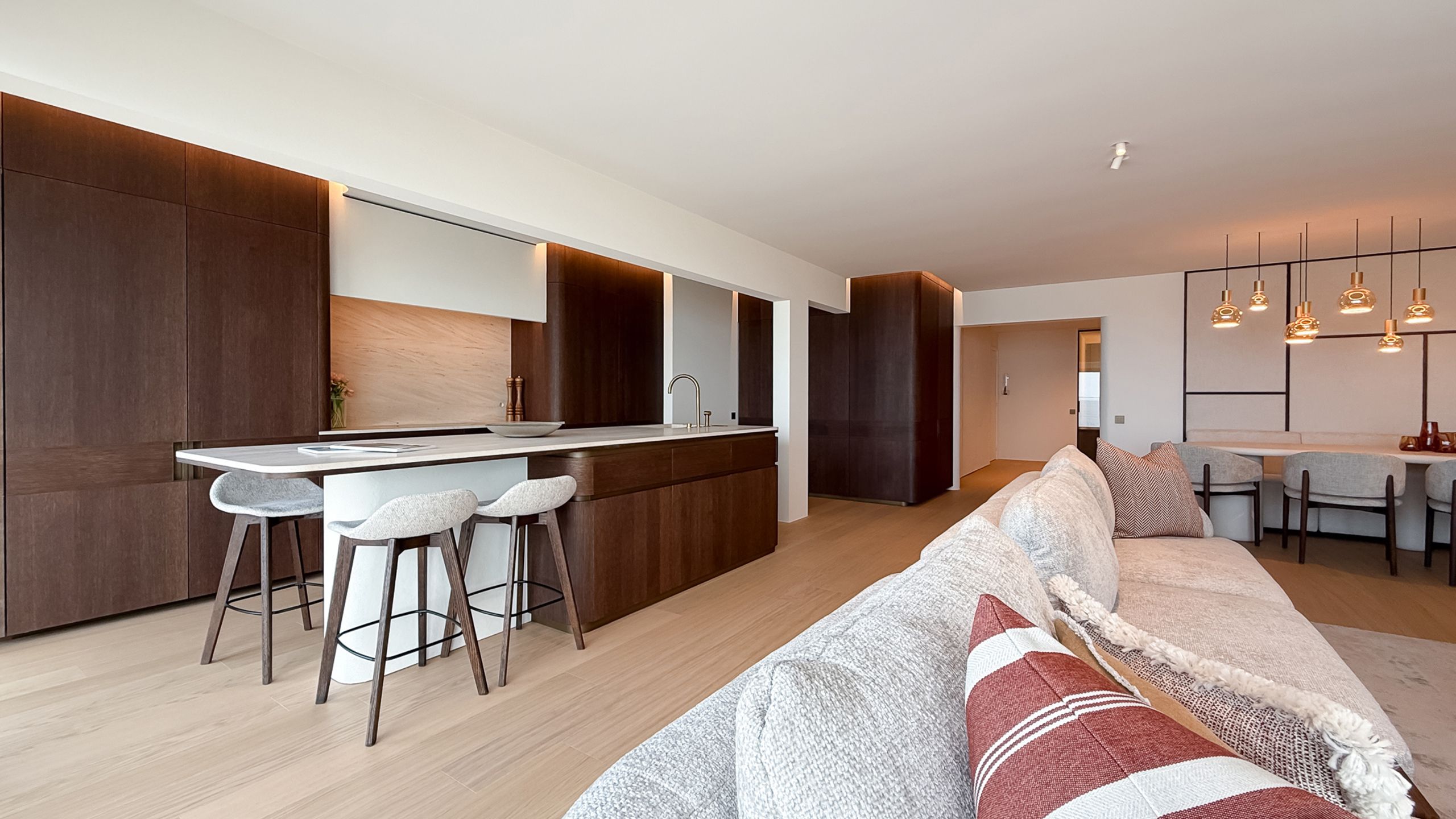 Stijlvol gerenoveerd appartement met zeezicht- ZEEDIJK ZOUTE foto 9