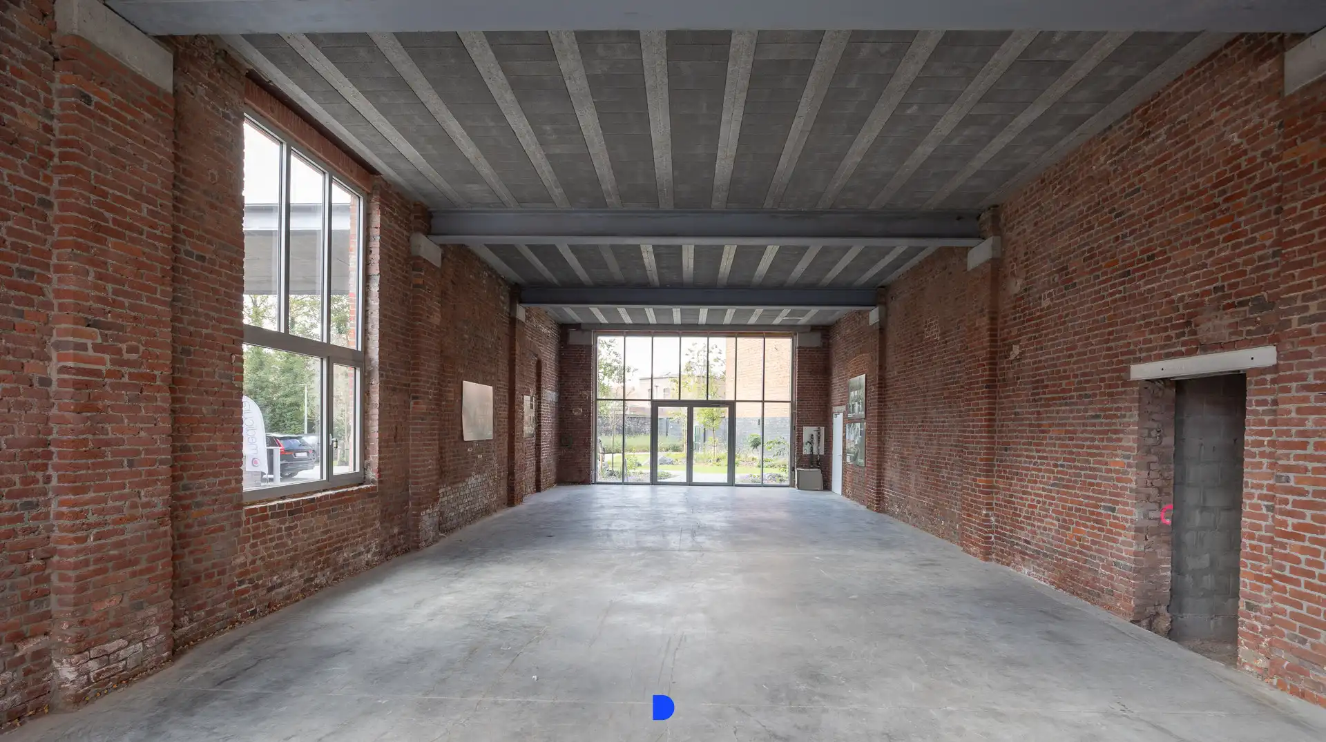 Kantoor of showroom met authentiek karakter! foto 3