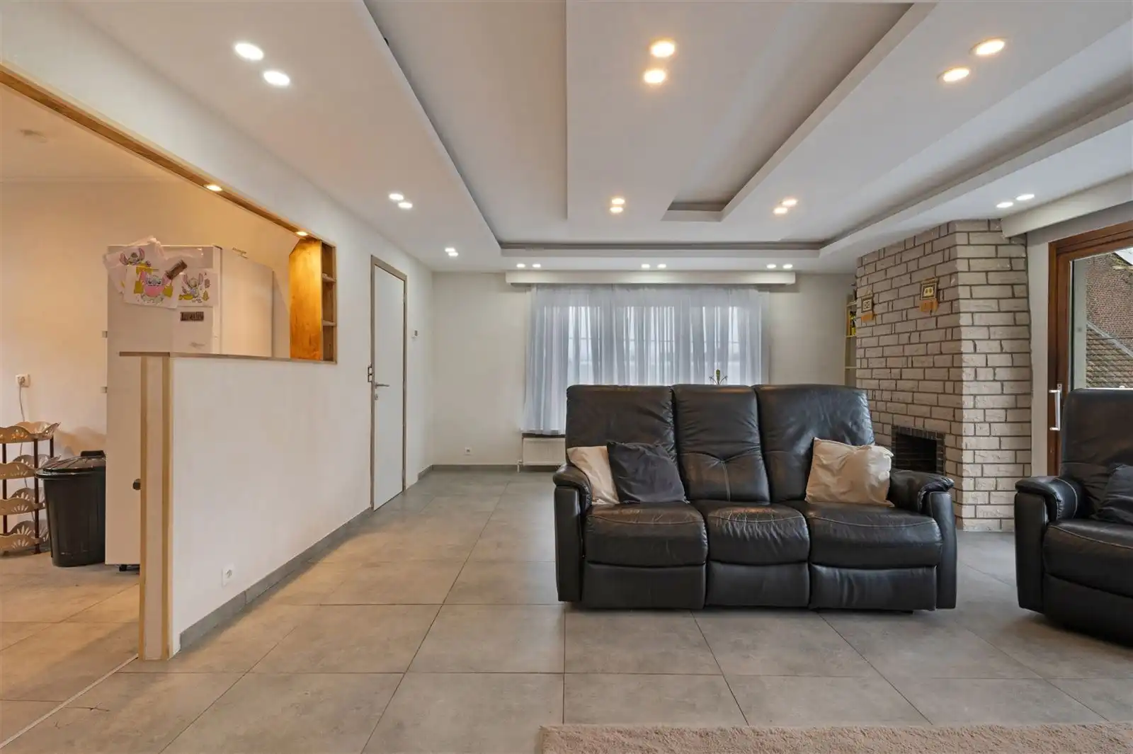 Instapklare gezinswoning met tuin en garage nabij centrum foto 4