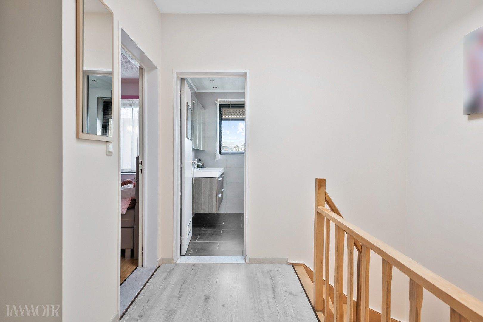 Instapklare bel-etage in centrum Brasschaat. foto 14