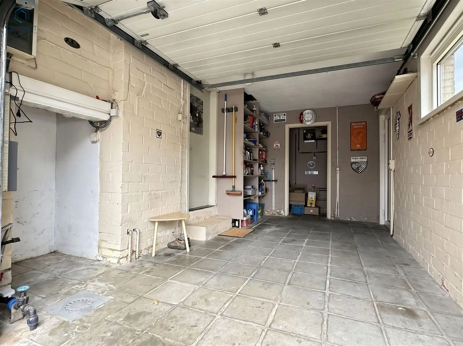 Instapklare woning met garage en tuin foto 22